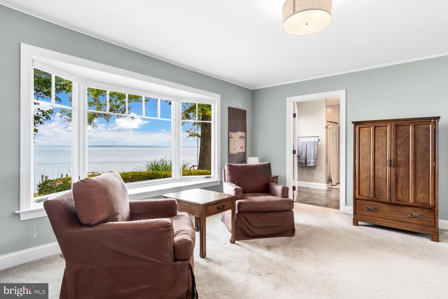 ALGONQUIN - Residential