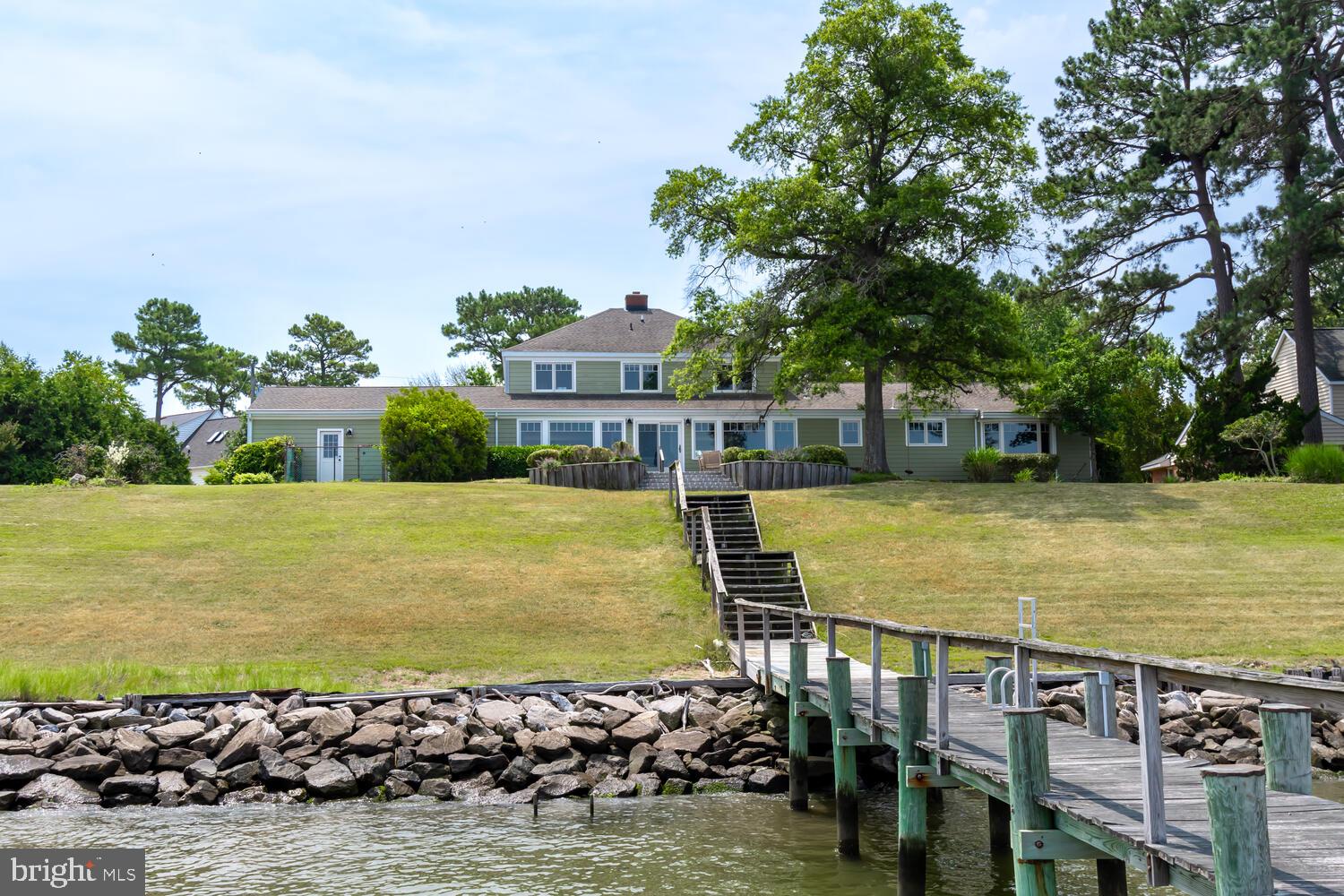 ALGONQUIN - Residential