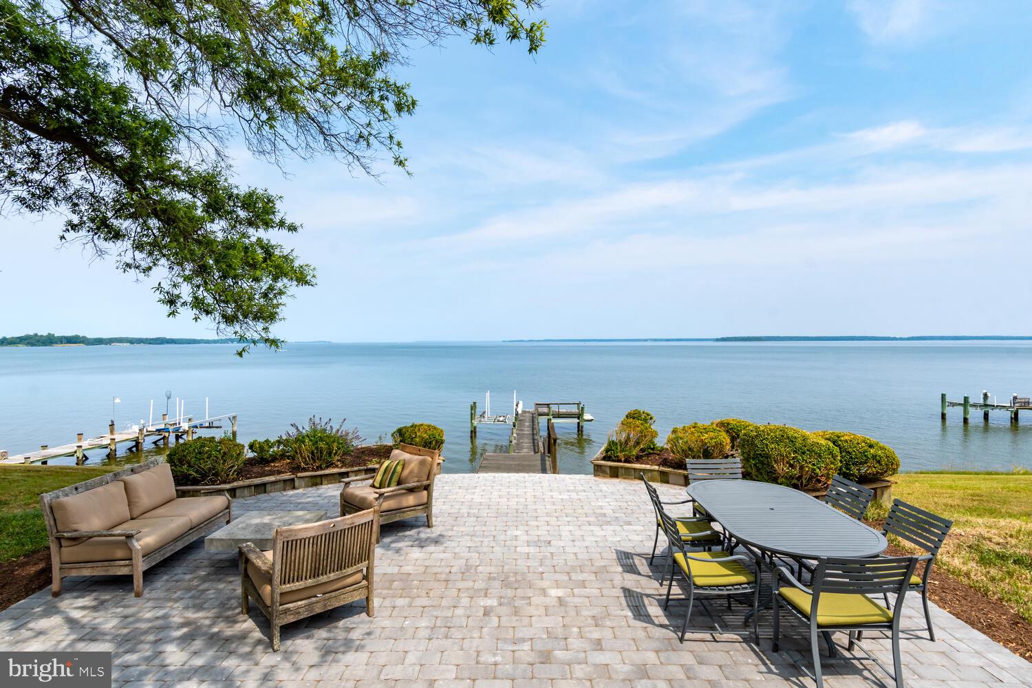 ALGONQUIN - Residential