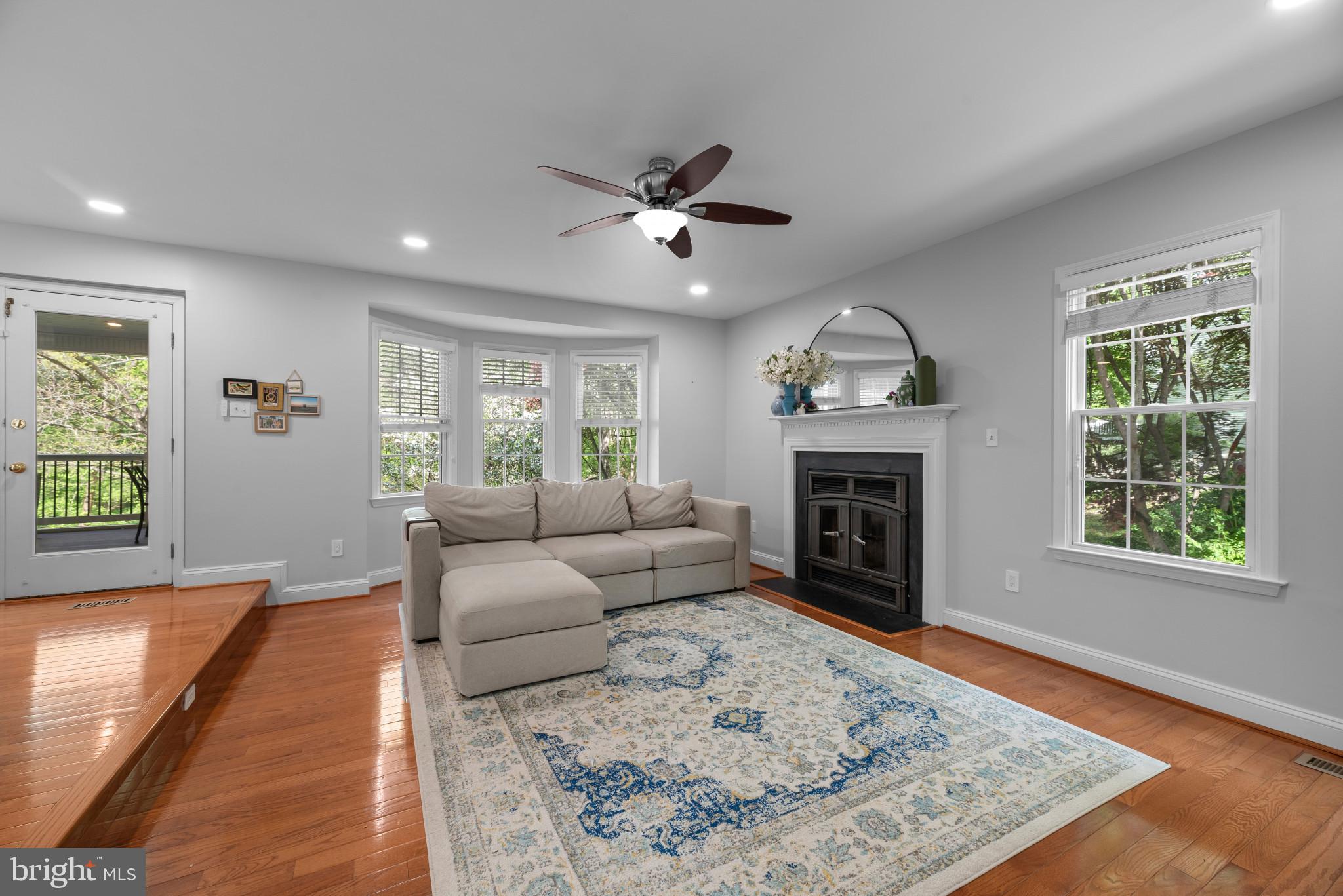 HICKORY RIDGE - Residential