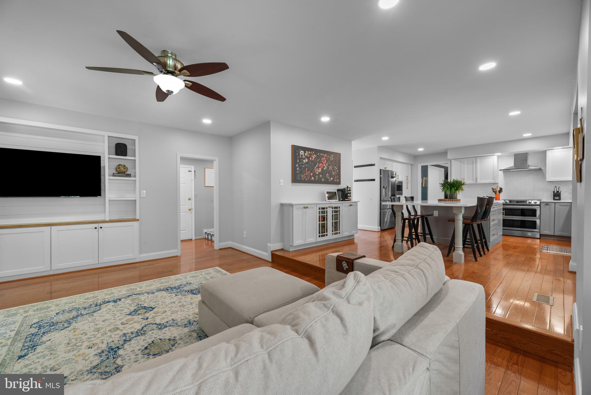 HICKORY RIDGE - Residential