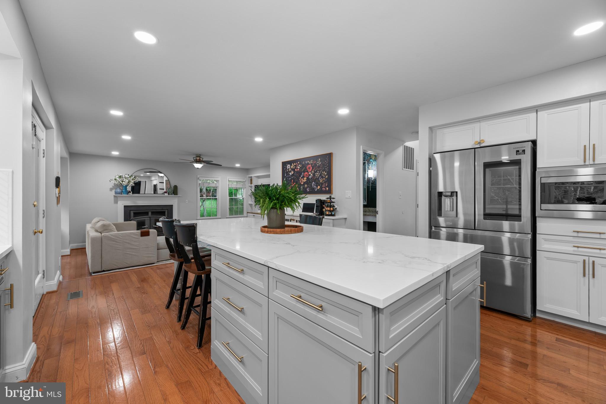 HICKORY RIDGE - Residential