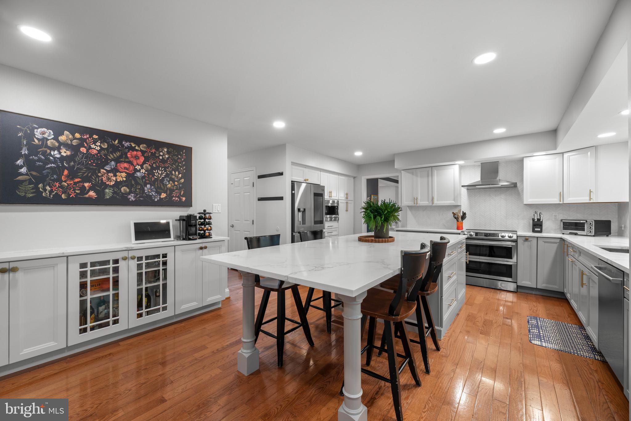 HICKORY RIDGE - Residential