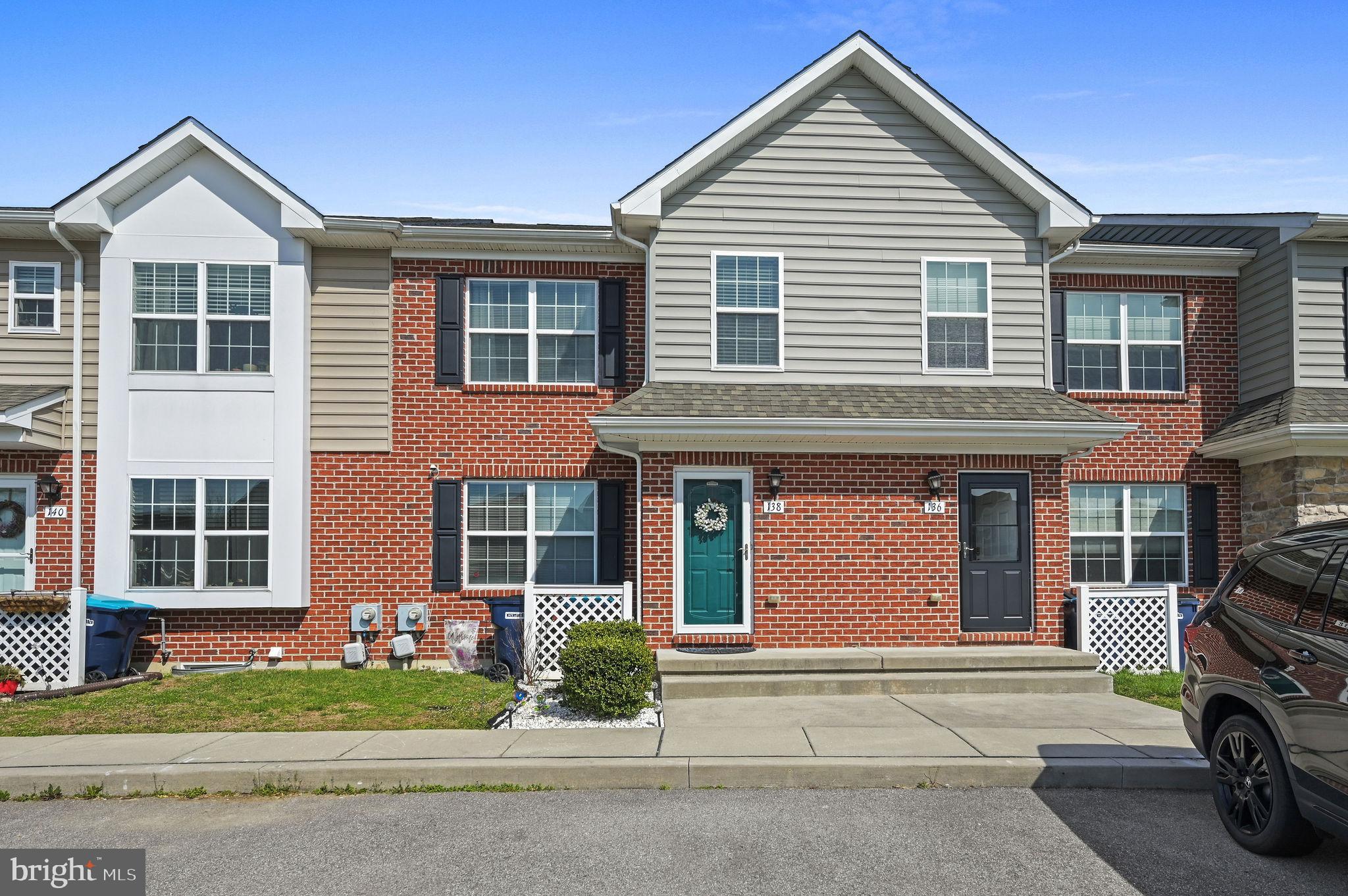 CAMBRIA VILLAGE - Residential