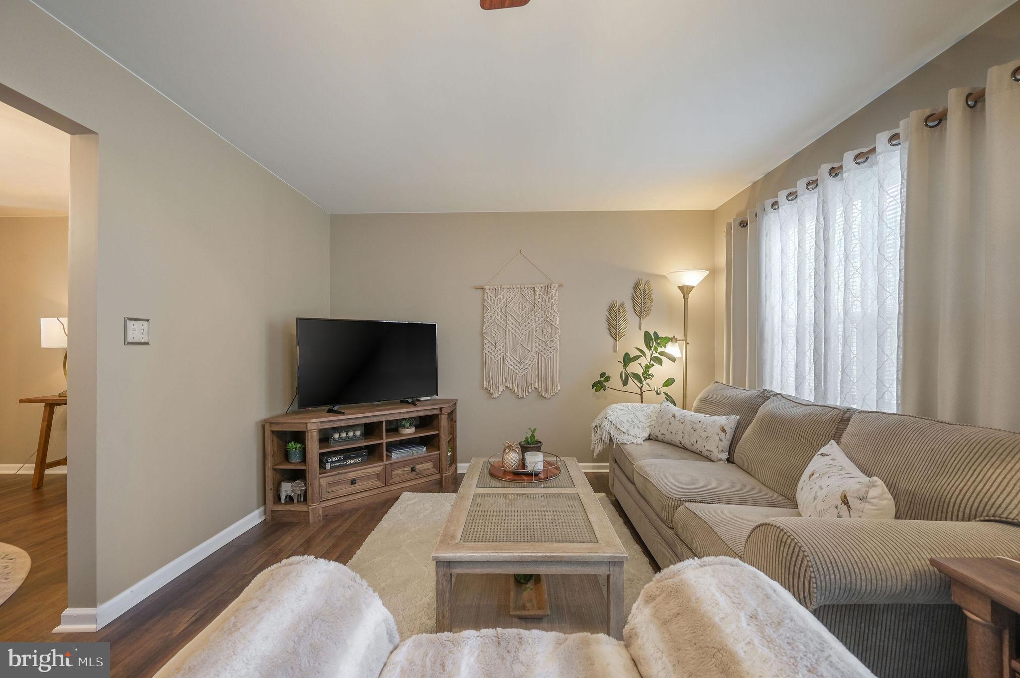 CAMBRIA VILLAGE - Residential