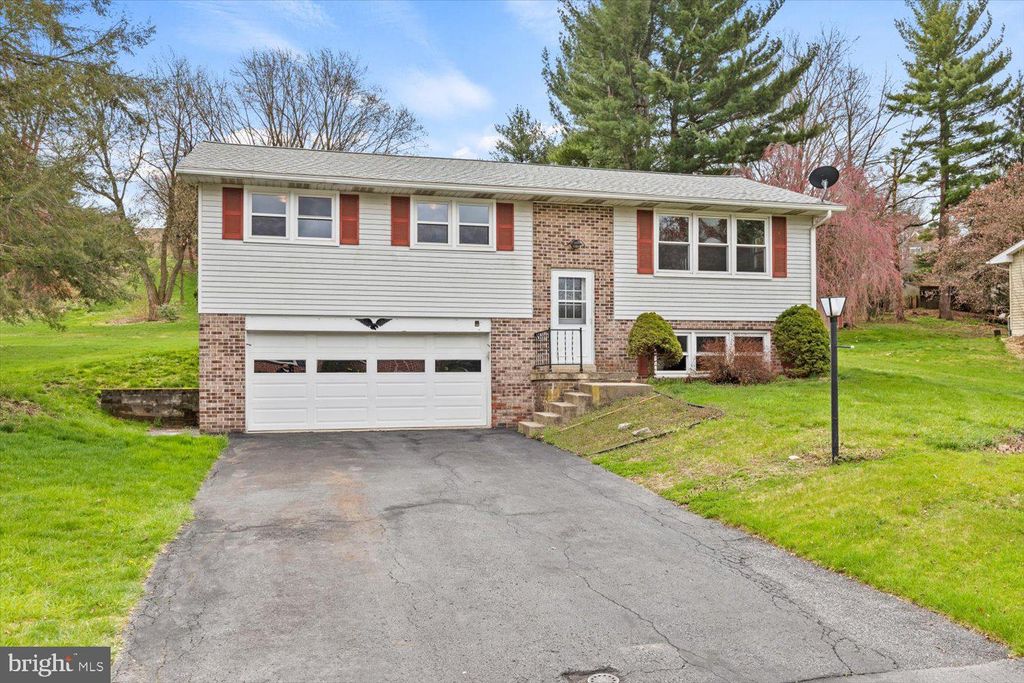 Photo of 134 Bomberger Road, Akron, PA 17501 (MLS # PALA2048398)