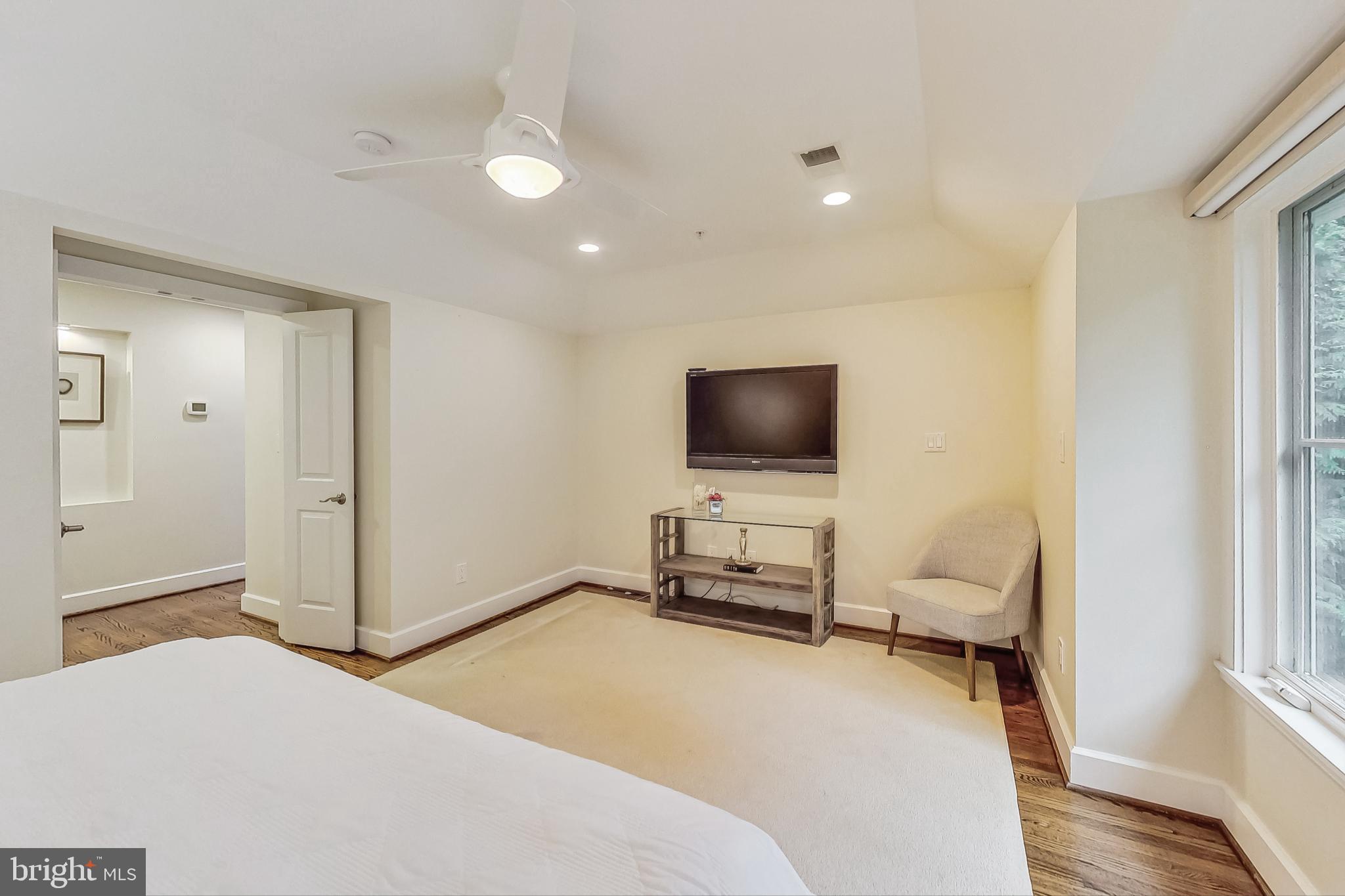 POTOMAC HILLS - Residential