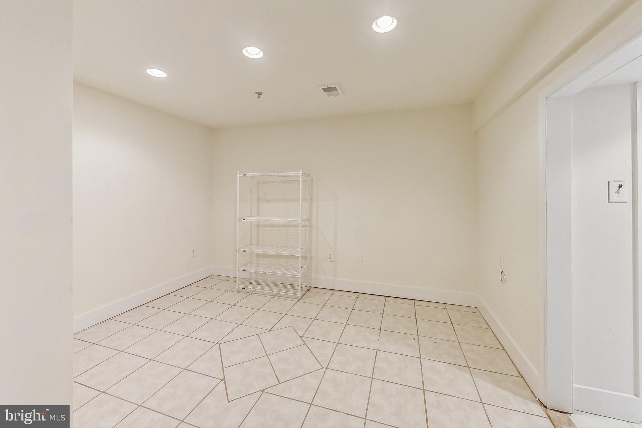 POTOMAC HILLS - Residential