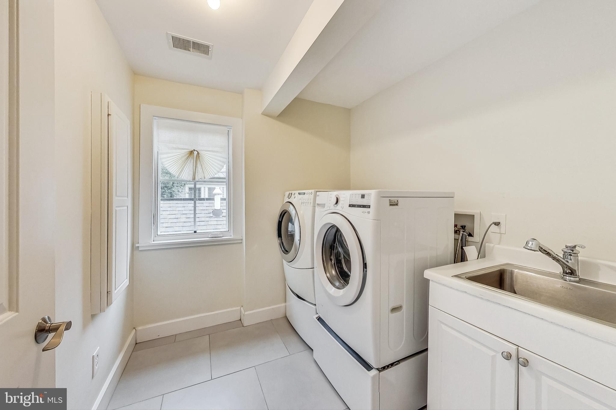 POTOMAC HILLS - Residential