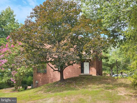 7100 ORA GLEN COURT GREENBELT MD 20770