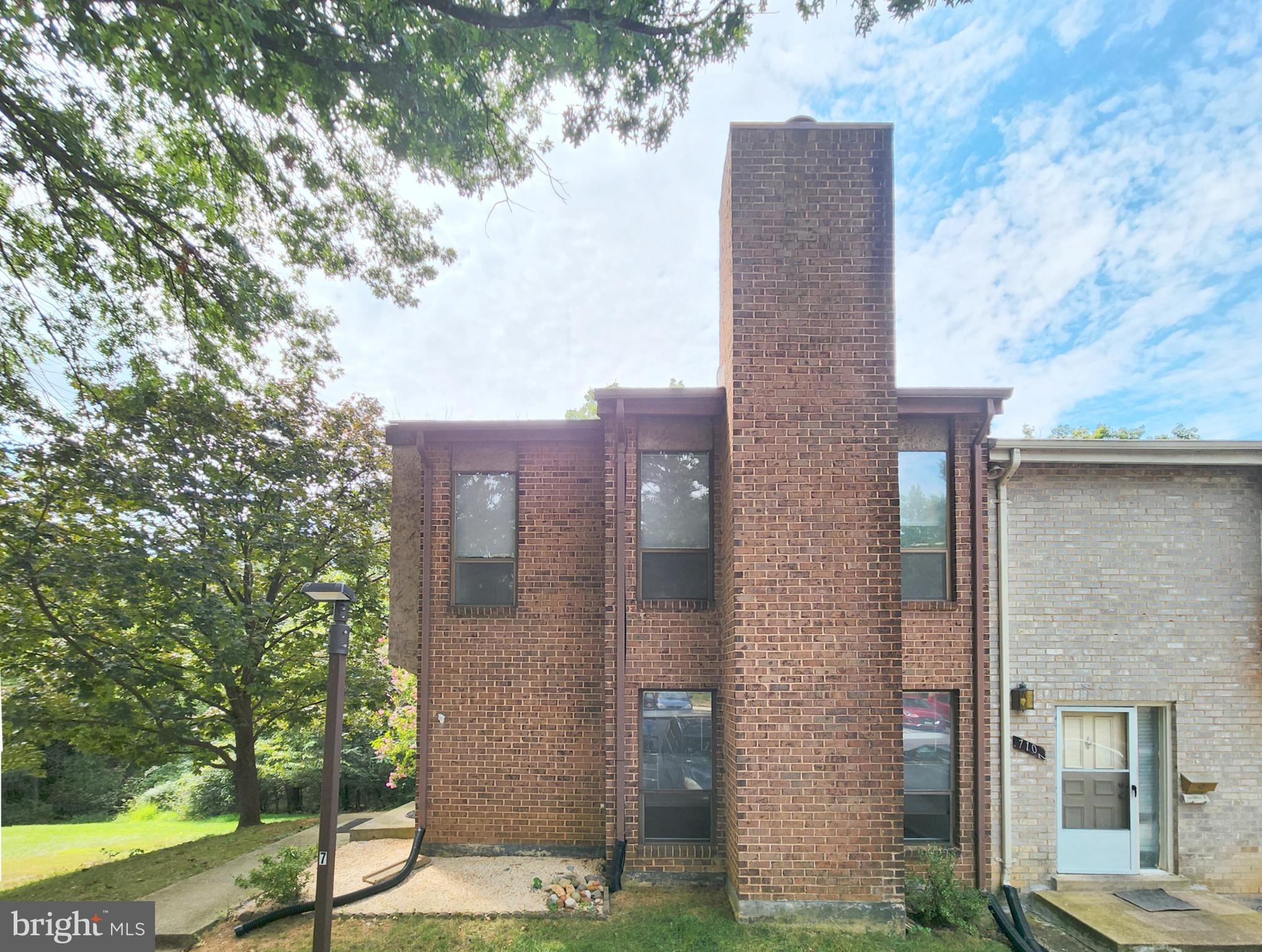 7100 ORA GLEN COURT