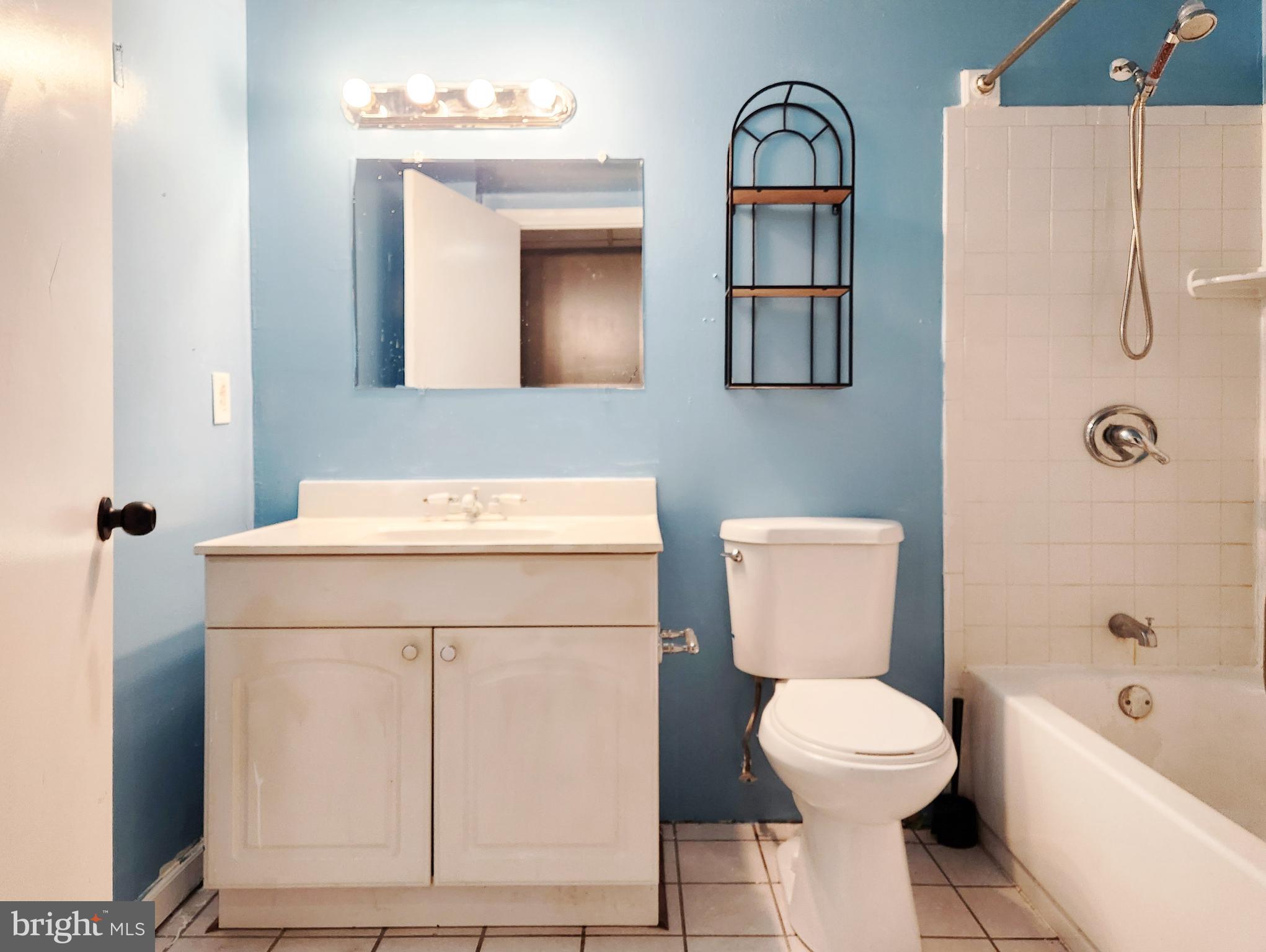 GLEN ORA - Residential