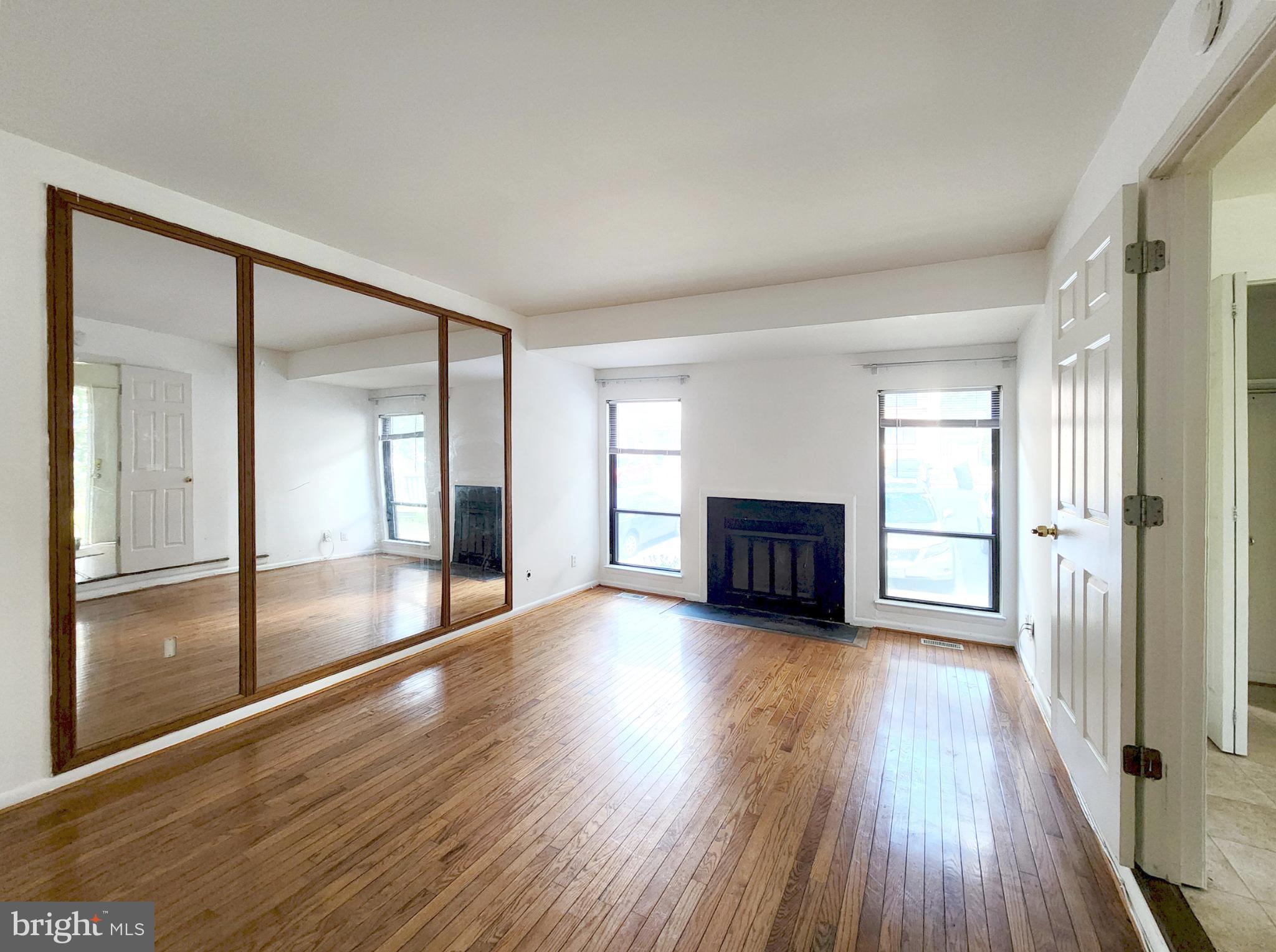 GLEN ORA - Residential