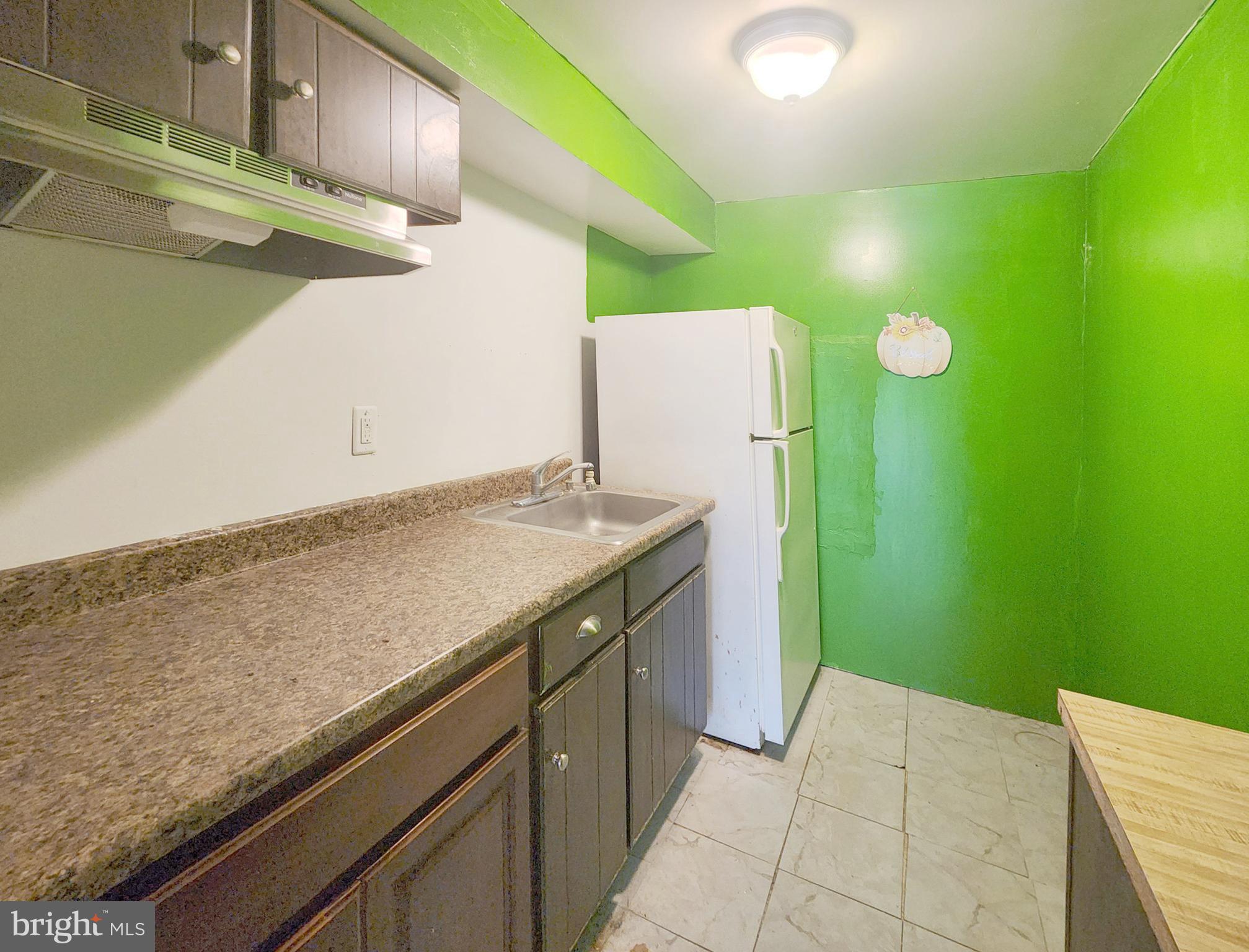 GLEN ORA - Residential