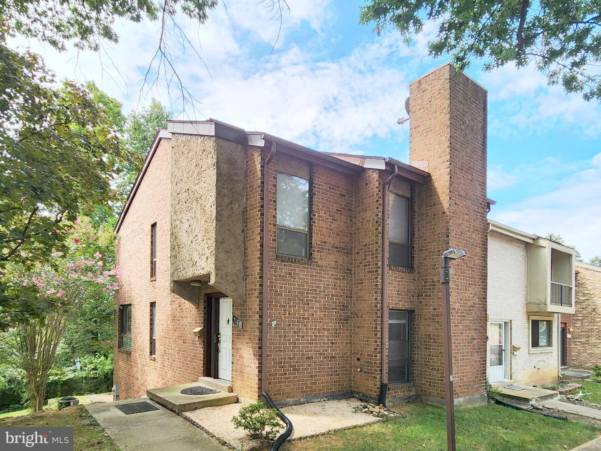 7100 ORA GLEN COURT