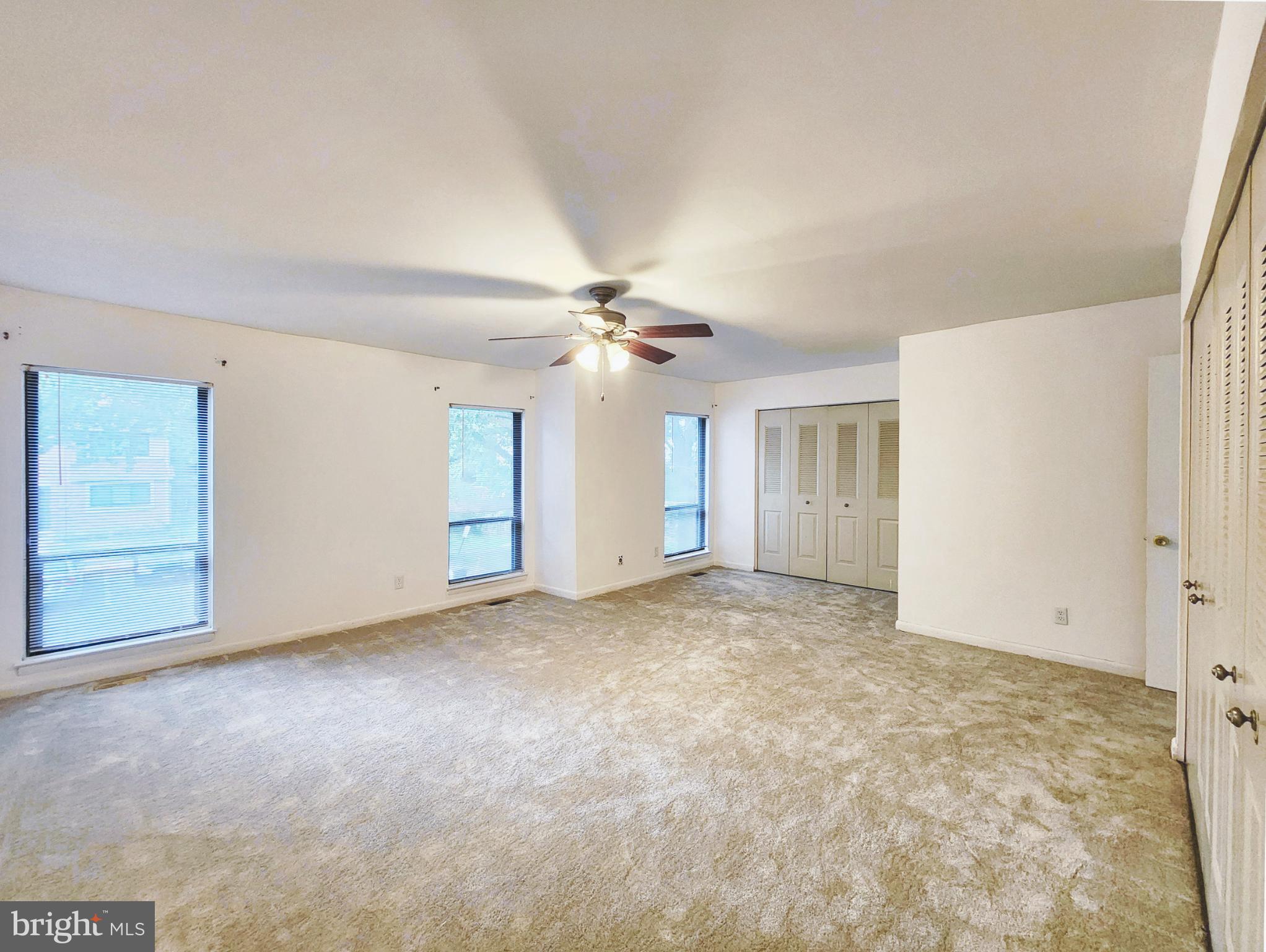 GLEN ORA - Residential