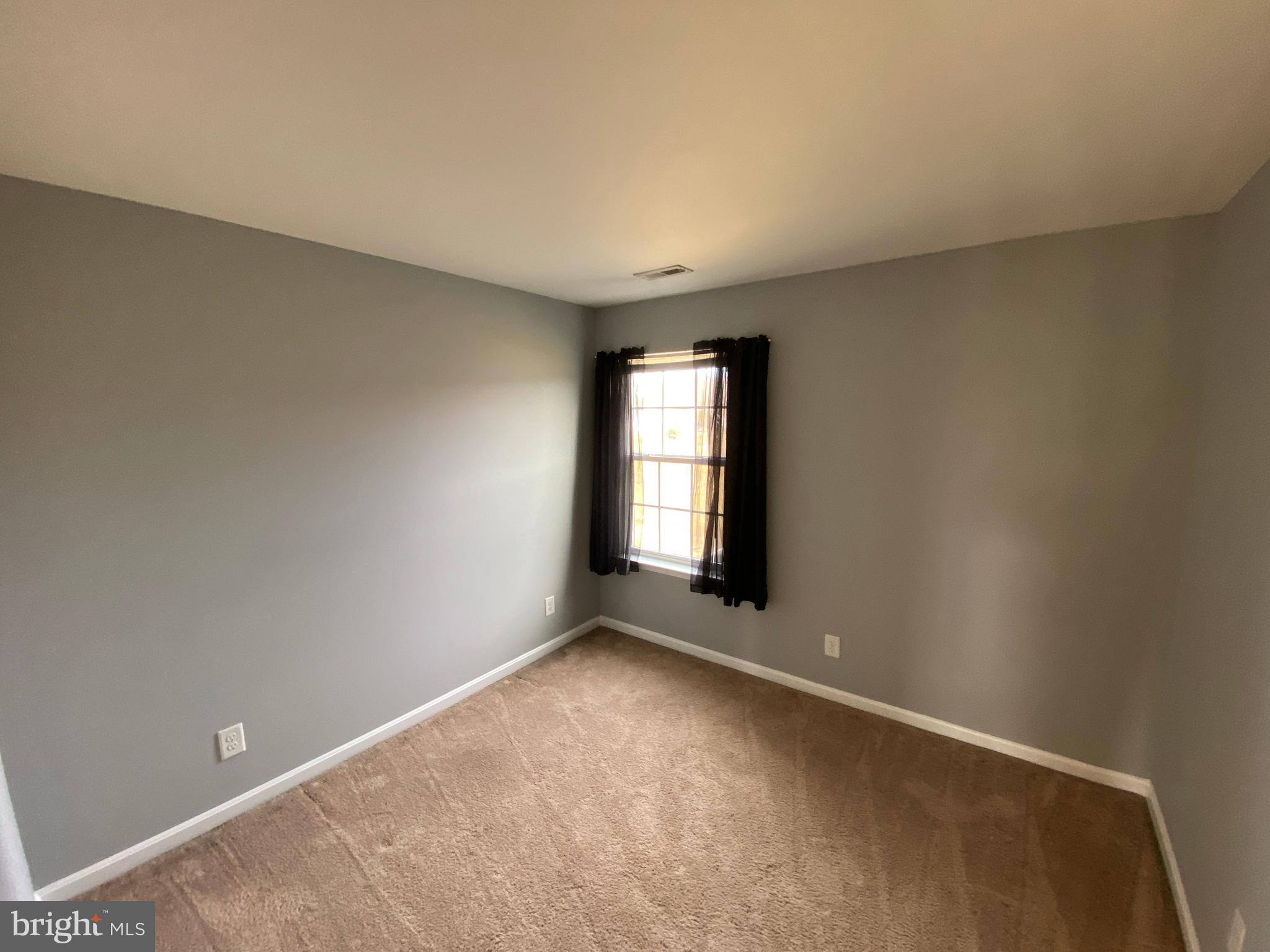 HOPYARD FARM - Residential Lease