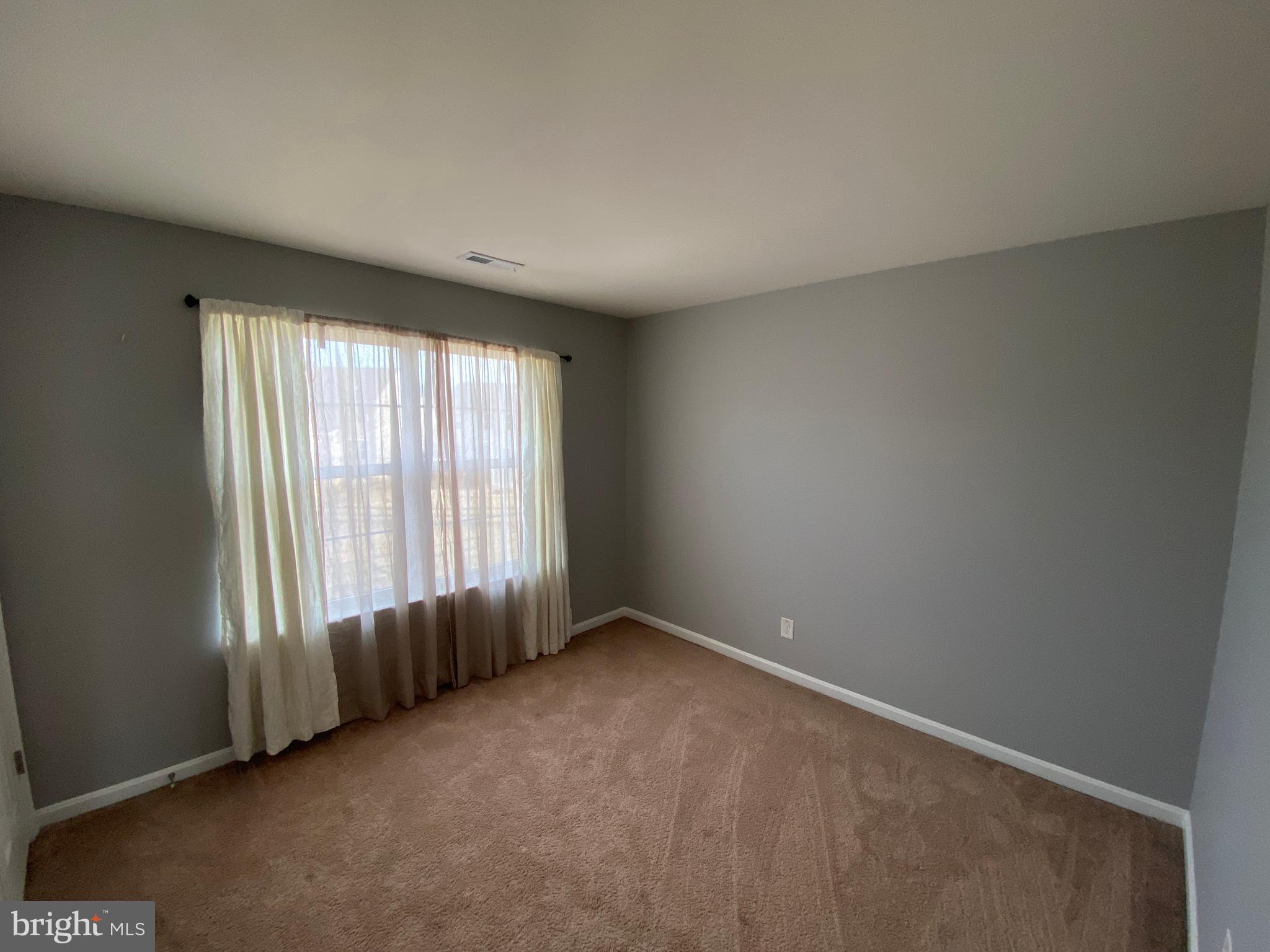 HOPYARD FARM - Residential Lease