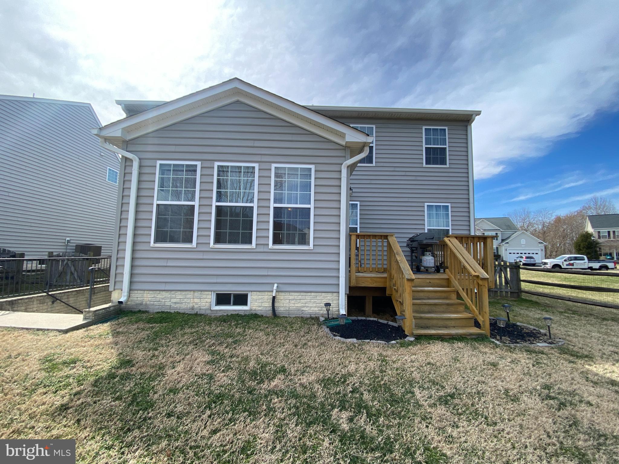 HOPYARD FARM - Residential Lease