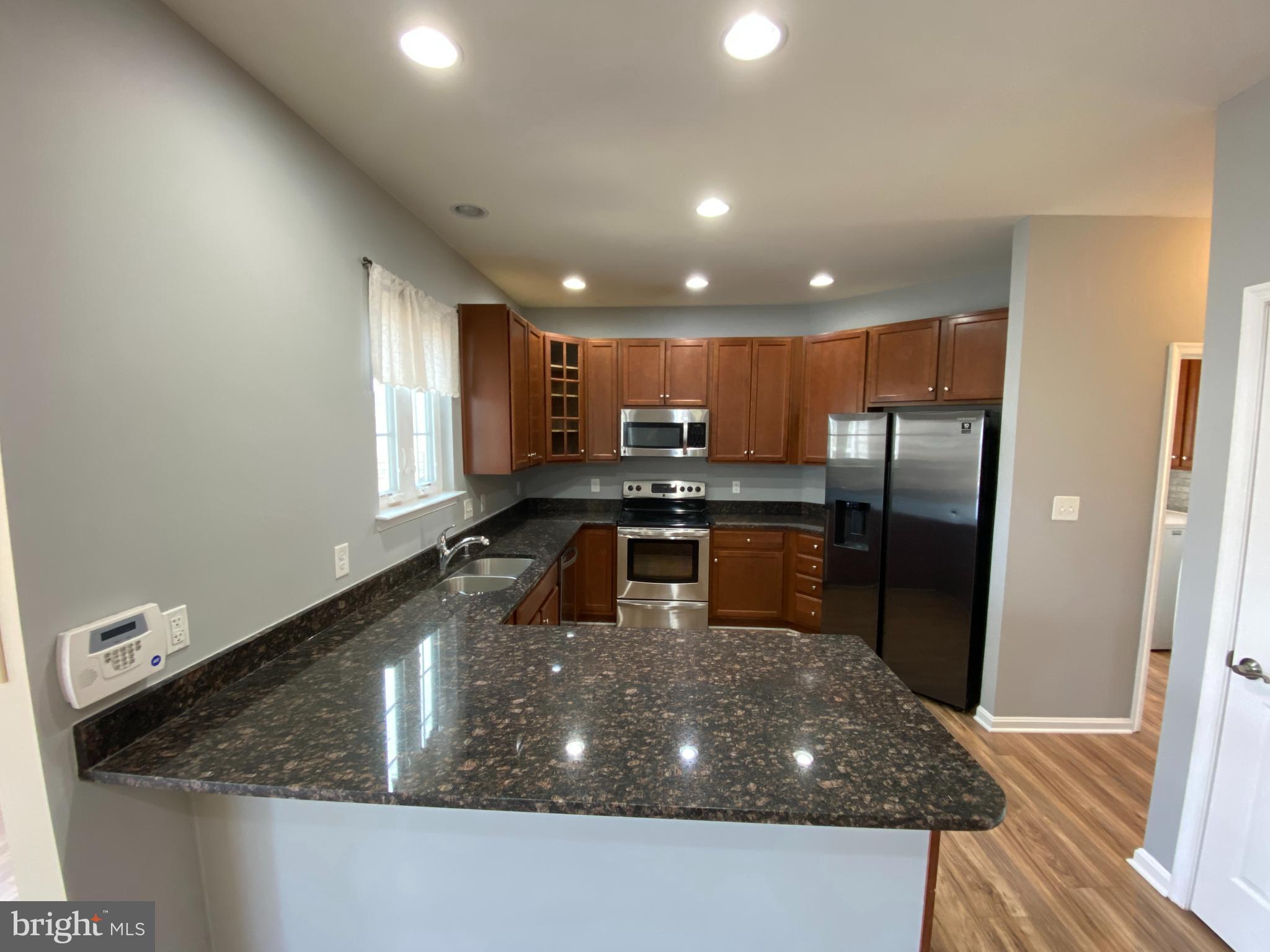 HOPYARD FARM - Residential Lease