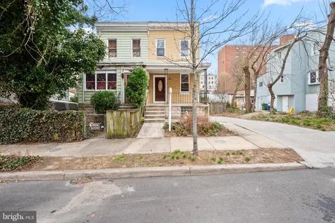 3926 Elm Avenue, Baltimore, MD 21211 - MLS#: MDBA2159798