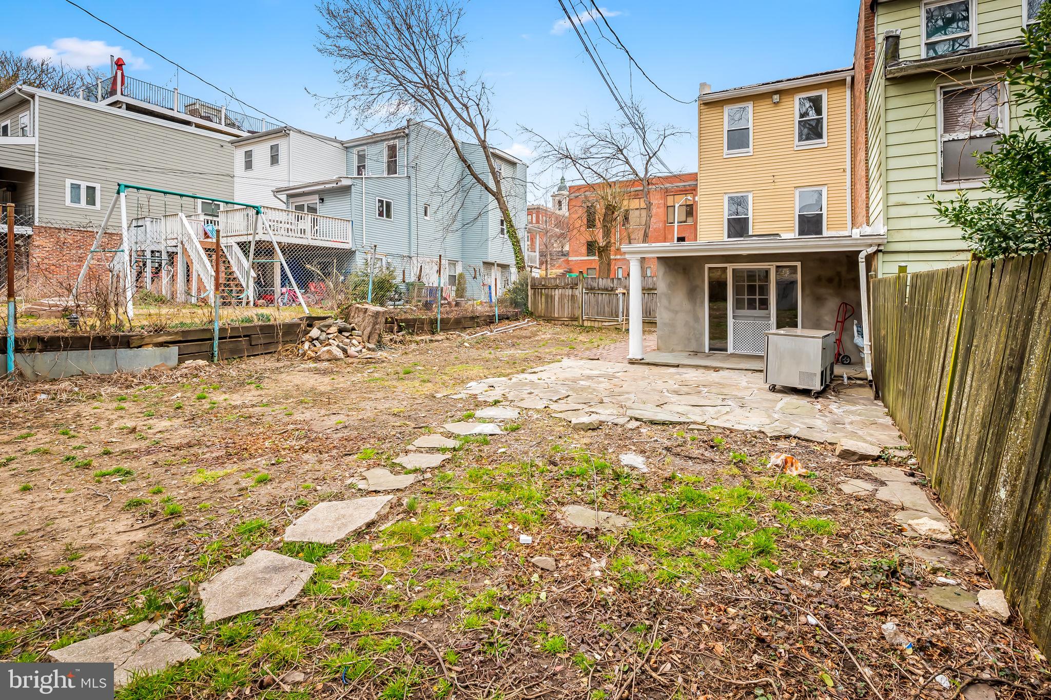 HAMPDEN HISTORIC DISTRICT - Residential