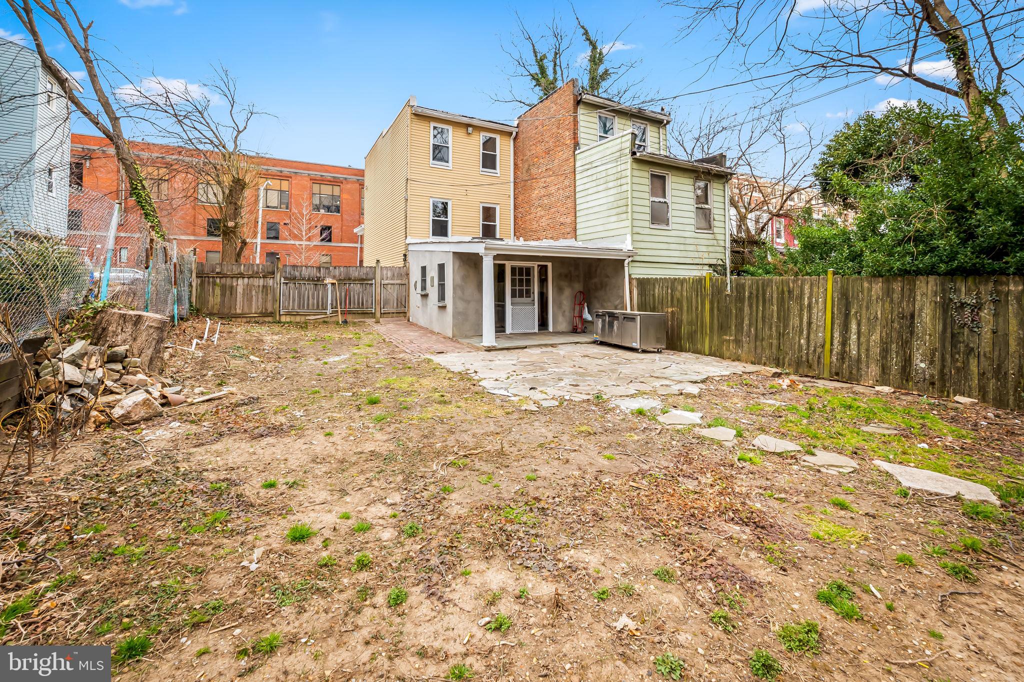 HAMPDEN HISTORIC DISTRICT - Residential