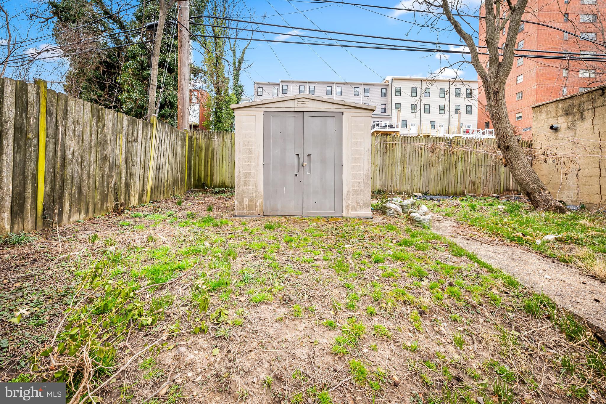 HAMPDEN HISTORIC DISTRICT - Residential