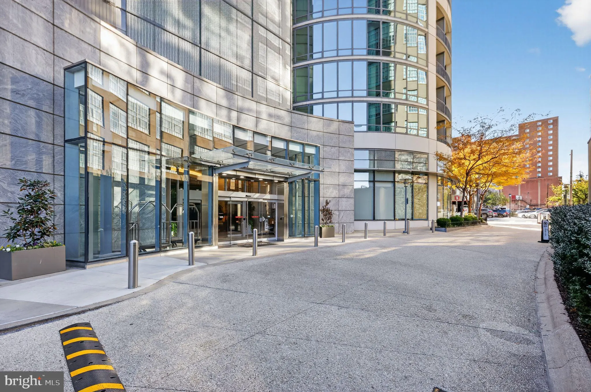 Philadelphia, Pennsylvania 19103, United States, 2 Bedrooms Bedrooms, ,2 BathroomsBathrooms,Residential,Active,234872