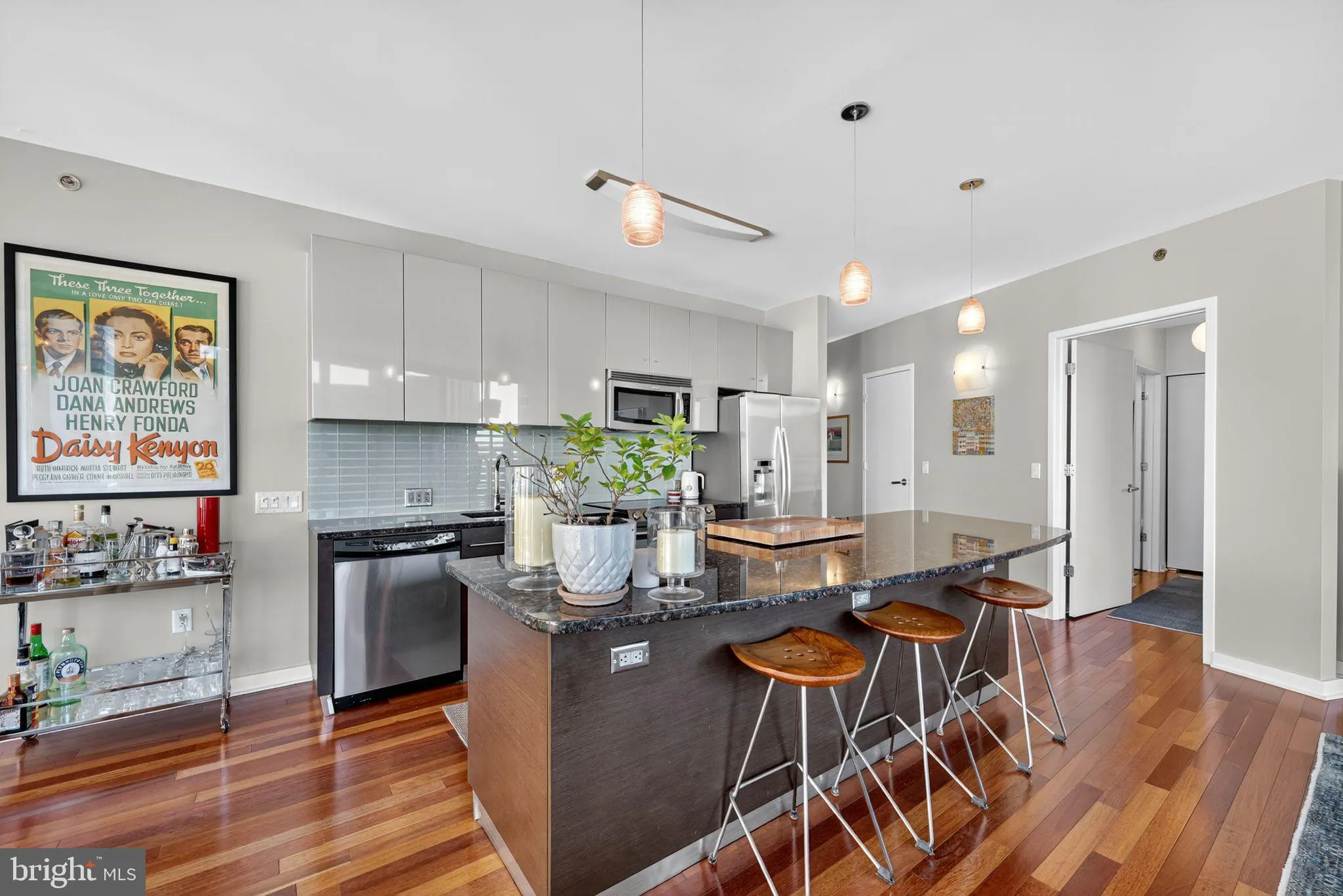 Philadelphia, Pennsylvania 19103, United States, 2 Bedrooms Bedrooms, ,2 BathroomsBathrooms,Residential,Active,234872