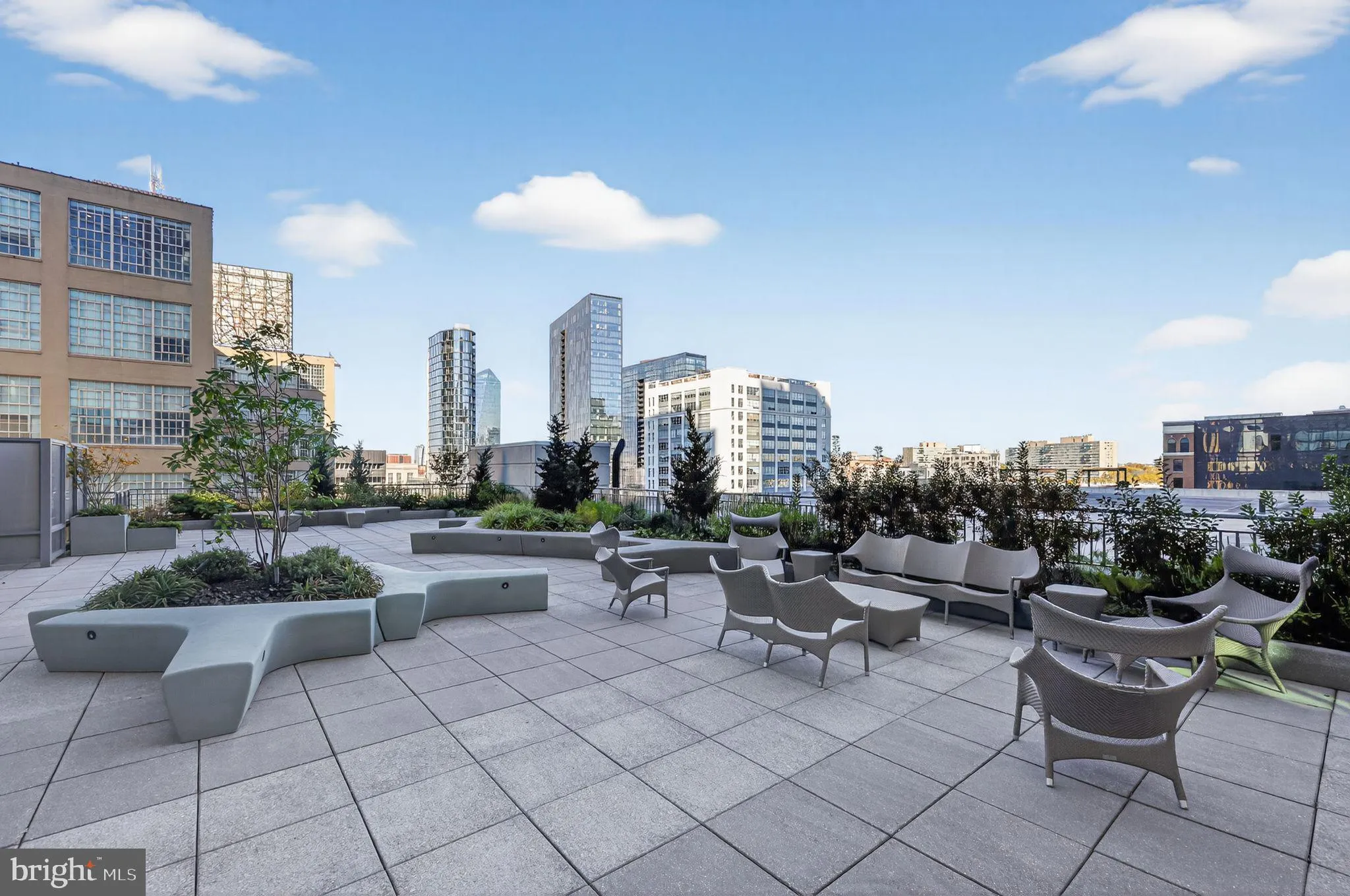 Philadelphia, Pennsylvania 19103, United States, 2 Bedrooms Bedrooms, ,2 BathroomsBathrooms,Residential,Active,234872