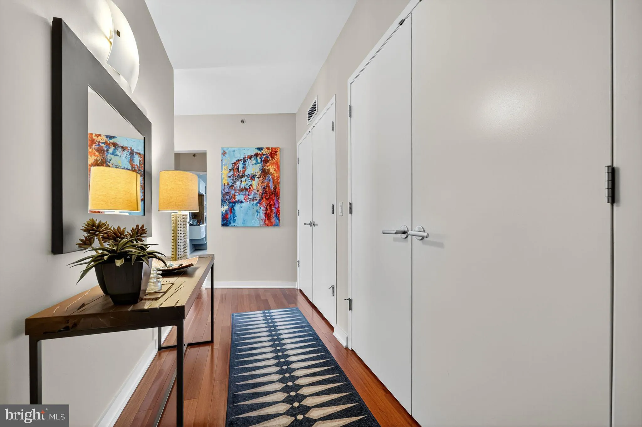 Philadelphia, Pennsylvania 19103, United States, 2 Bedrooms Bedrooms, ,2 BathroomsBathrooms,Residential,Active,234872