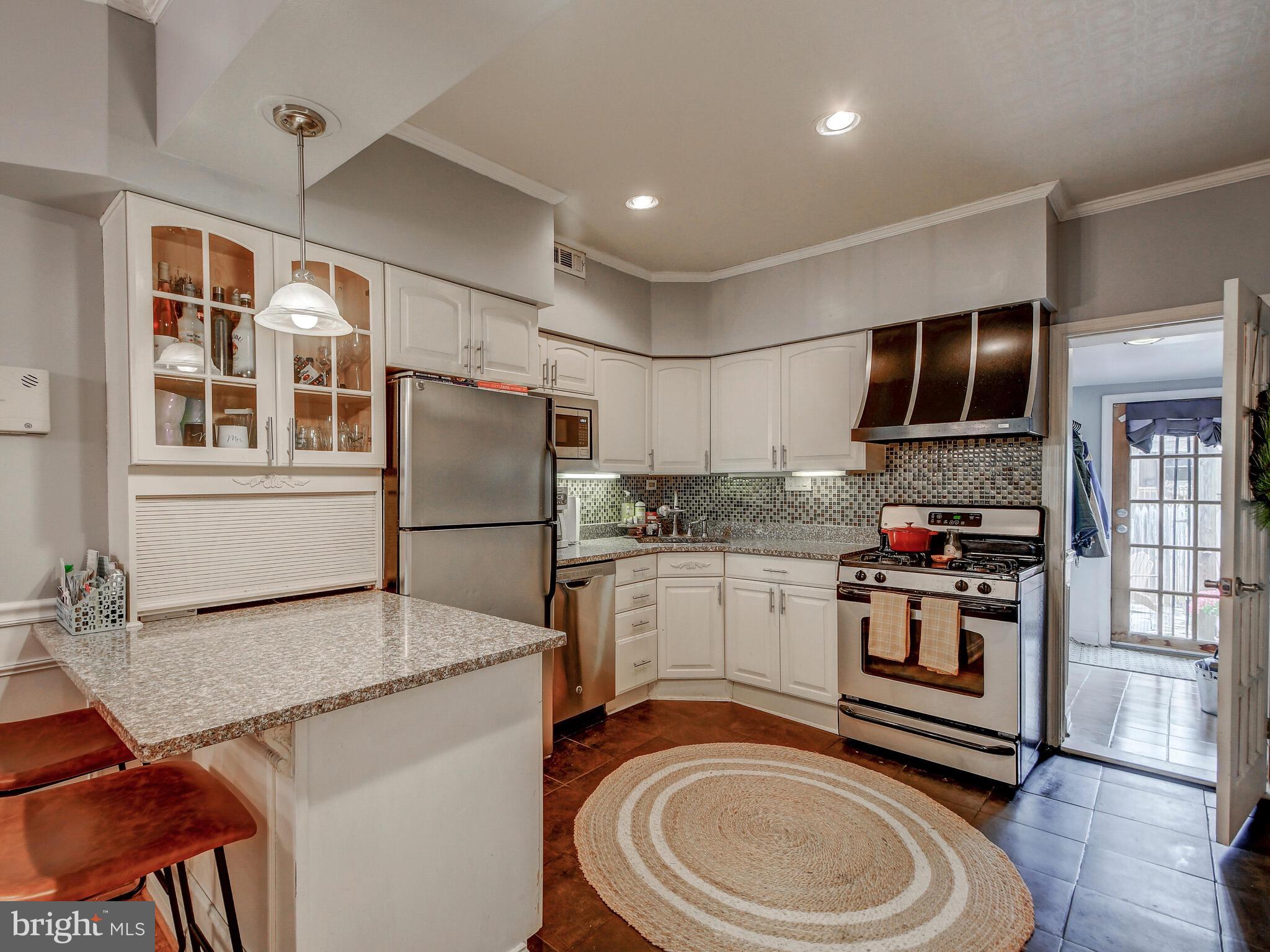 FEDERAL HILL HISTORIC DISTRICT - Residential Lease