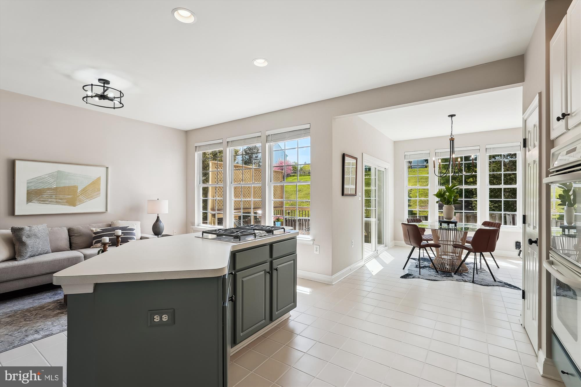 TAVISTOCK FARMS - Residential