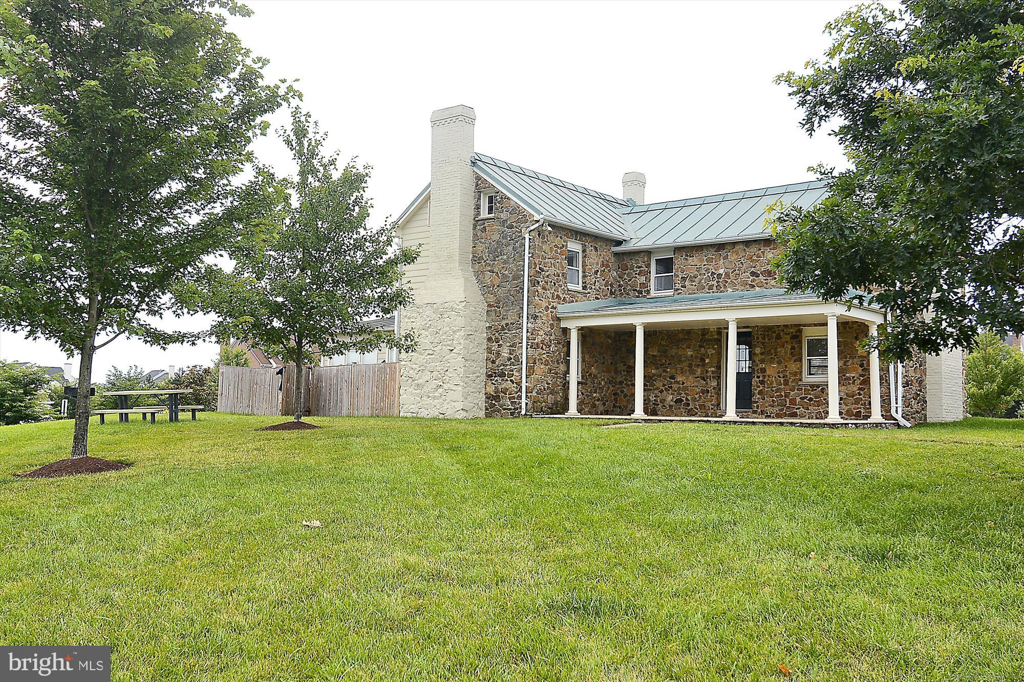 TAVISTOCK FARMS - Residential