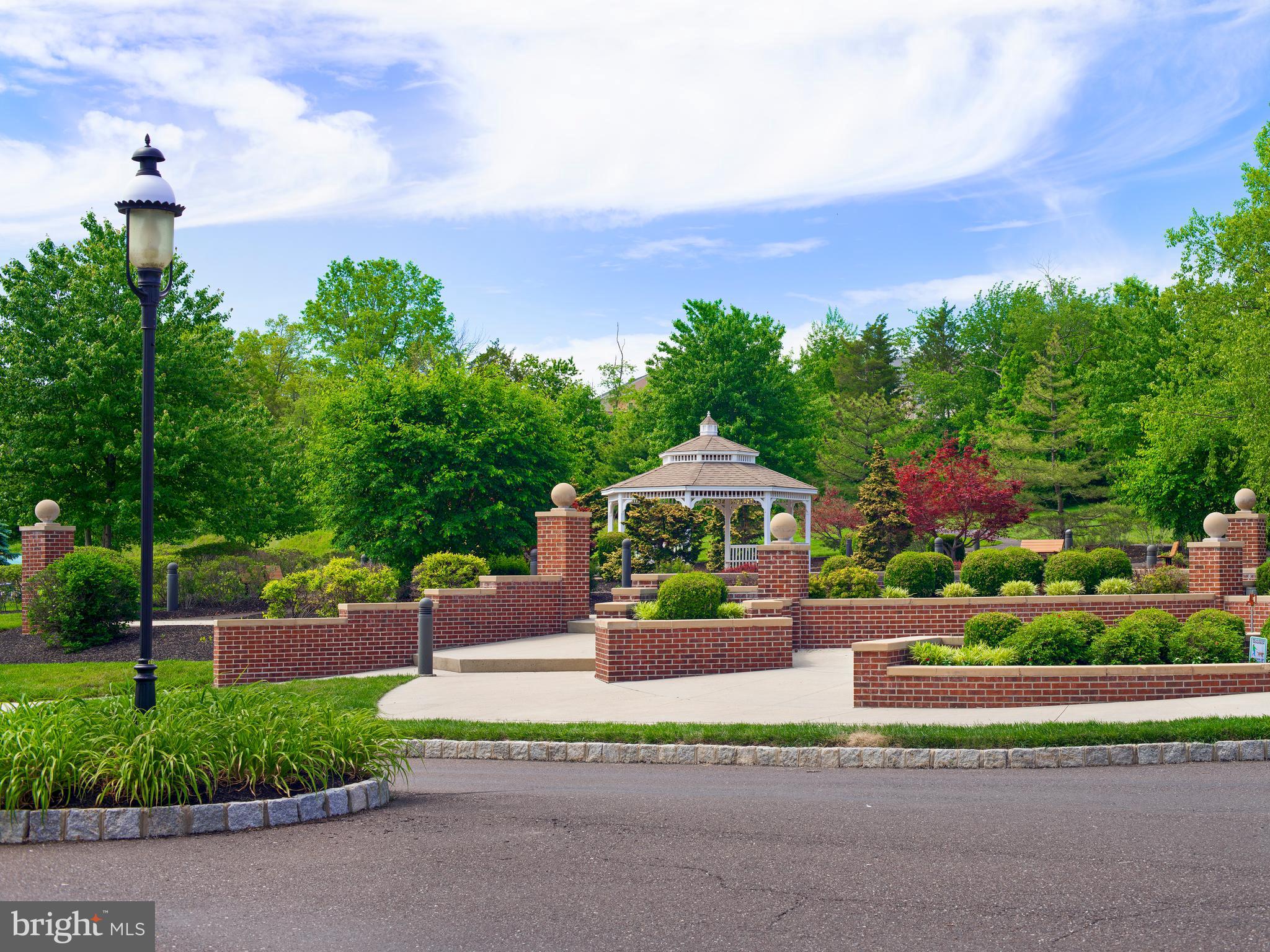 BILTMORE ESTATES - Residential