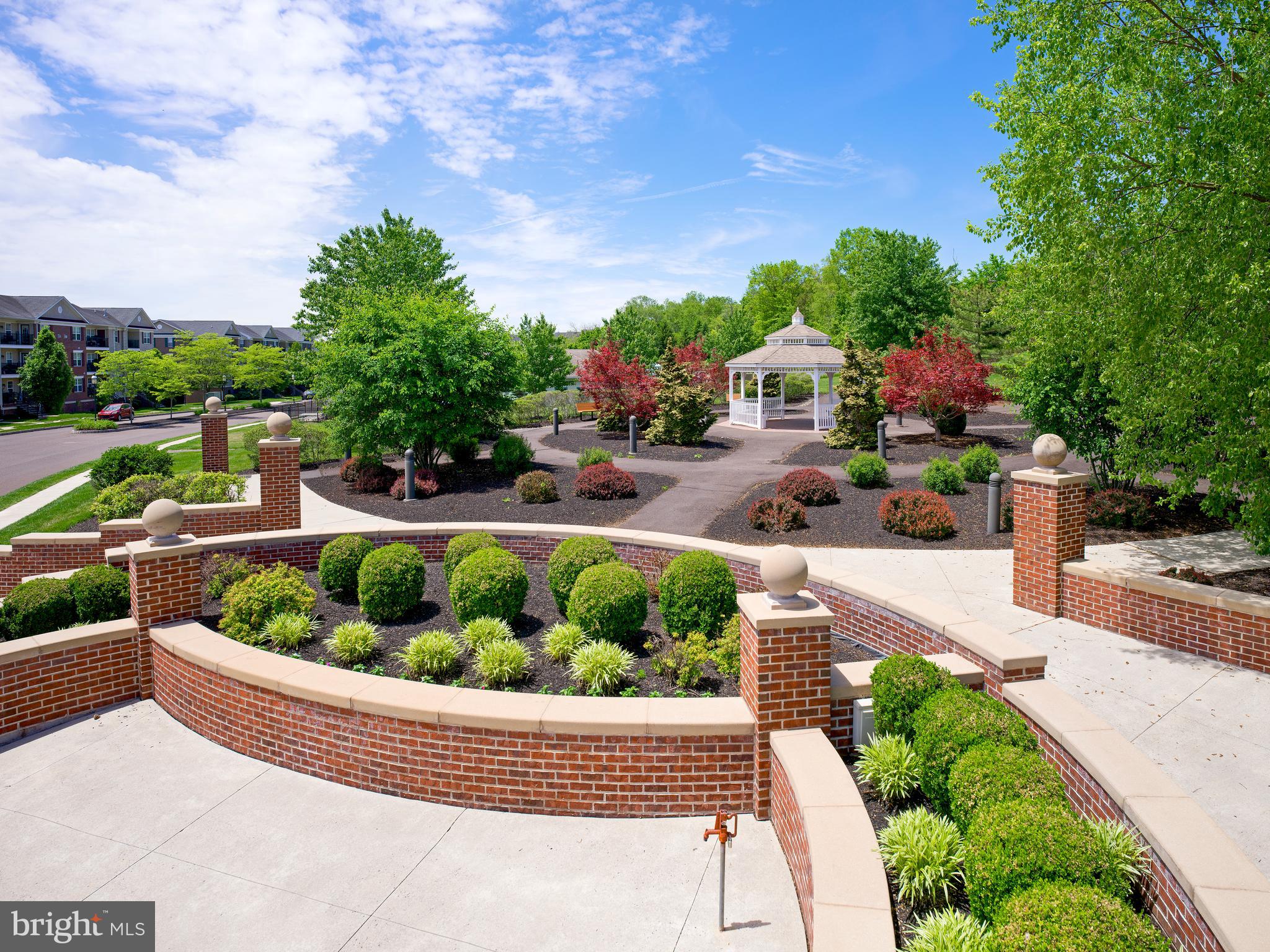 BILTMORE ESTATES - Residential
