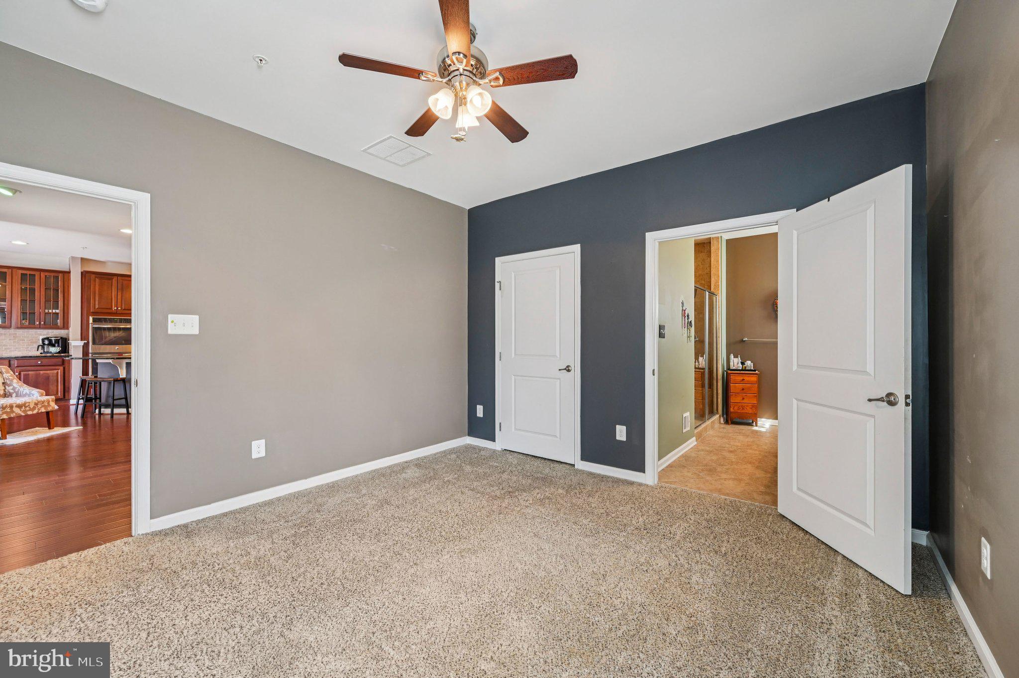 CREEKSIDE VILLAGE AT TANYARD SPRINGS - Residential