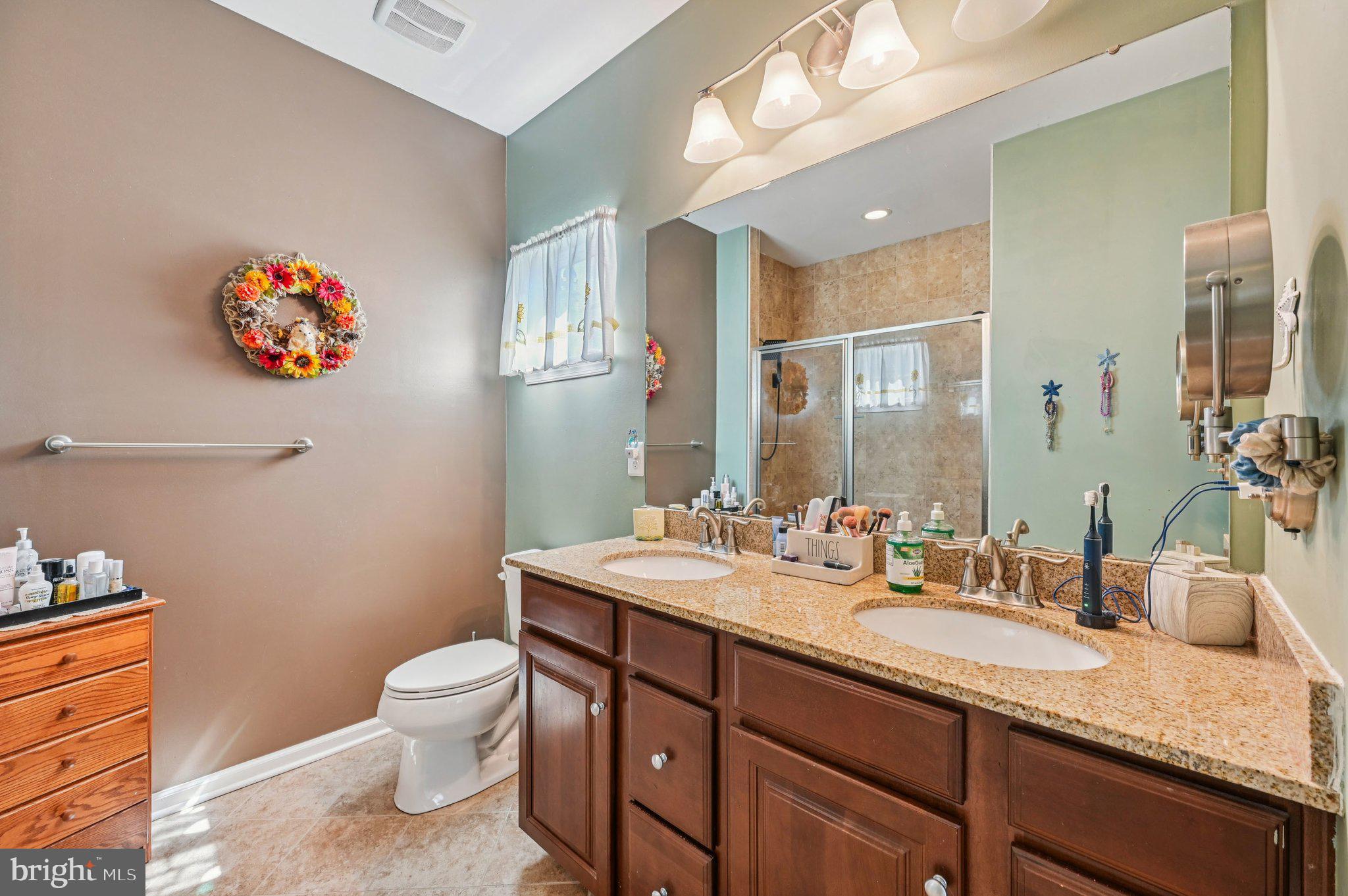 CREEKSIDE VILLAGE AT TANYARD SPRINGS - Residential