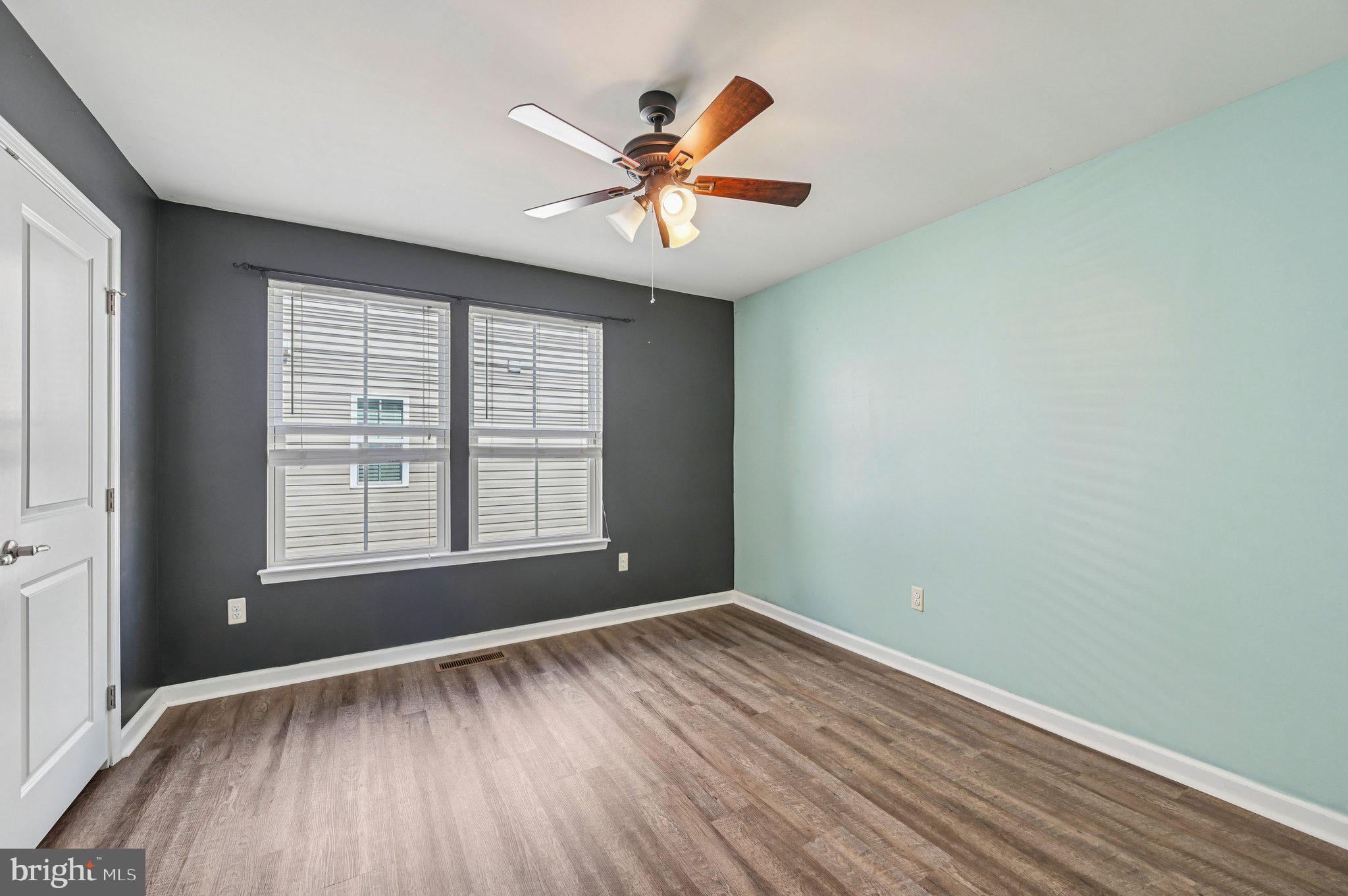 CREEKSIDE VILLAGE AT TANYARD SPRINGS - Residential