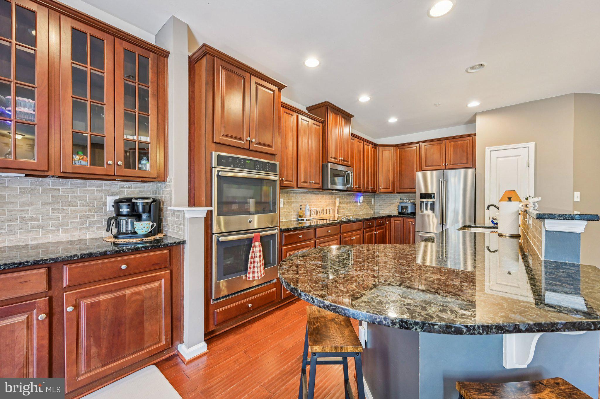 CREEKSIDE VILLAGE AT TANYARD SPRINGS - Residential