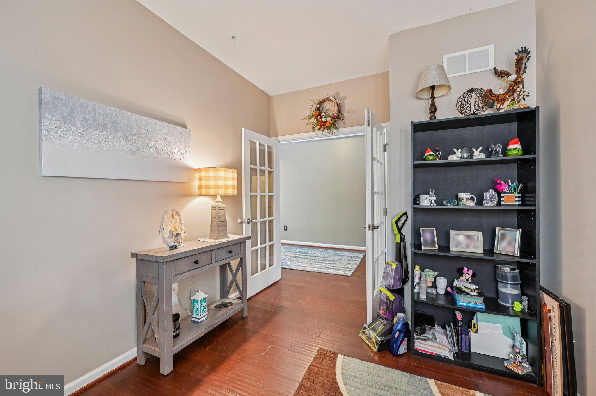 CREEKSIDE VILLAGE AT TANYARD SPRINGS - Residential