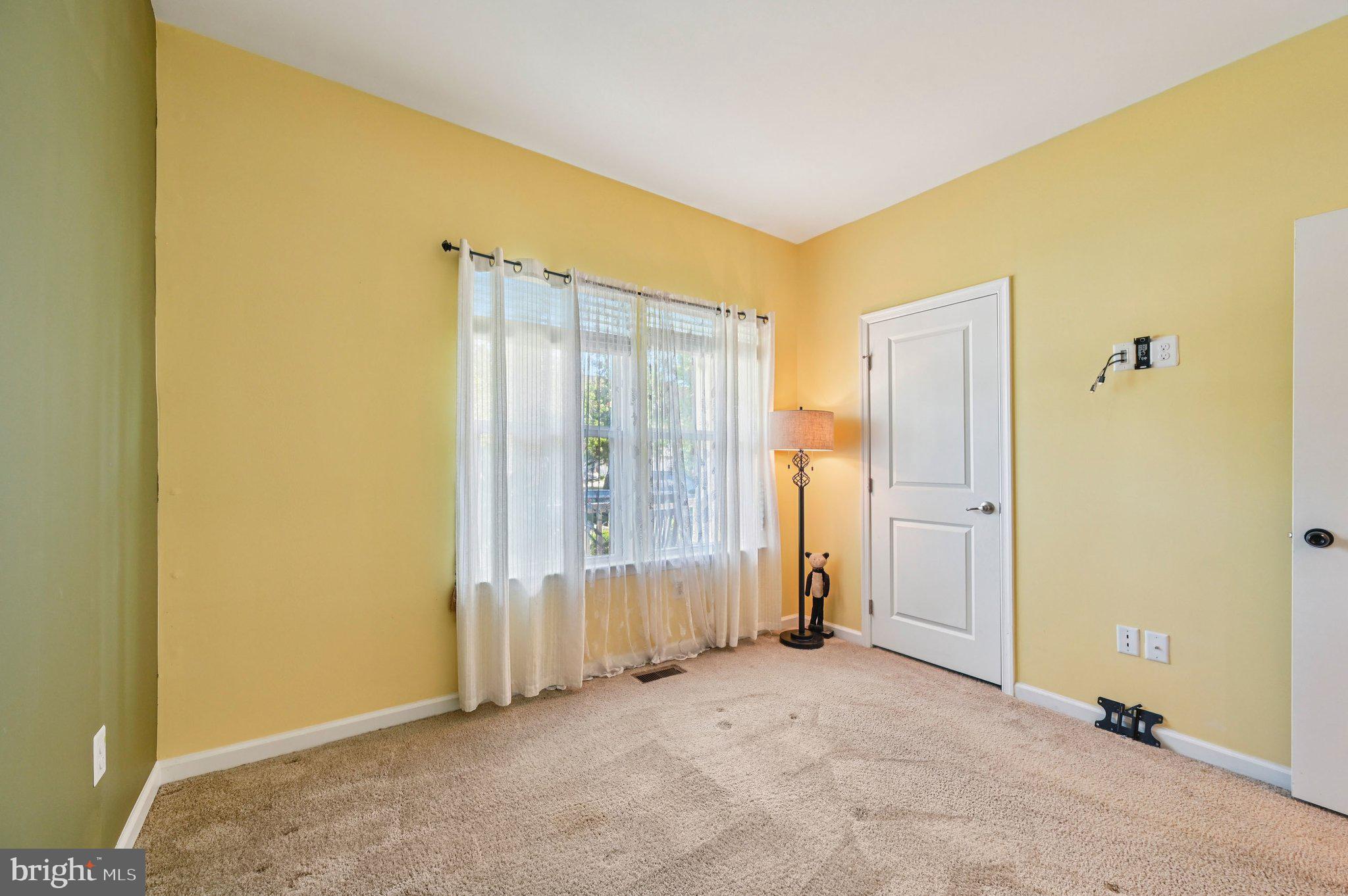 CREEKSIDE VILLAGE AT TANYARD SPRINGS - Residential