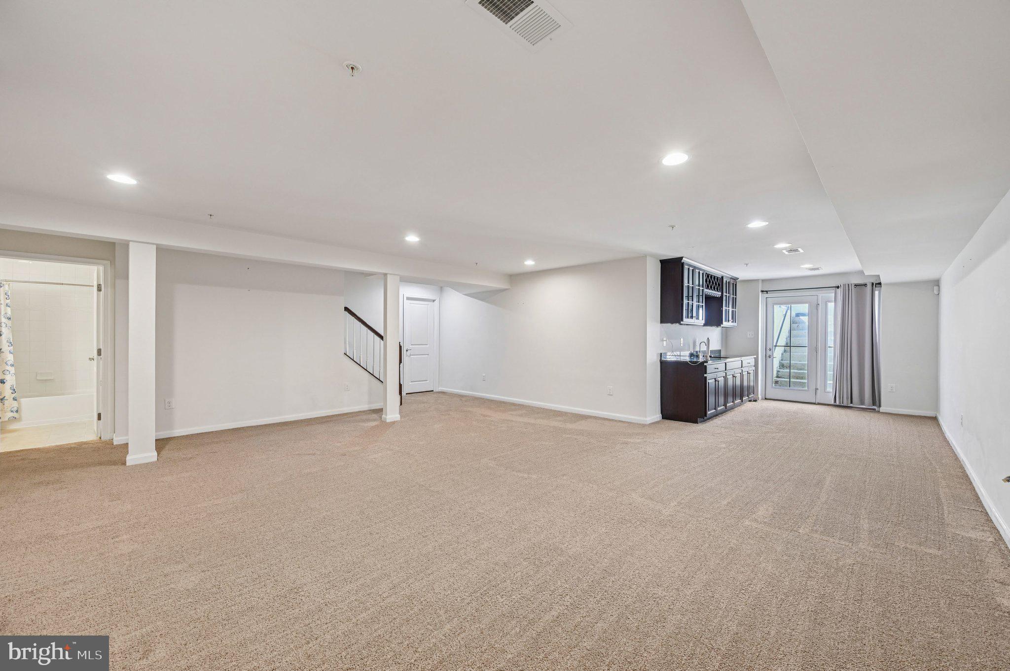 CREEKSIDE VILLAGE AT TANYARD SPRINGS - Residential