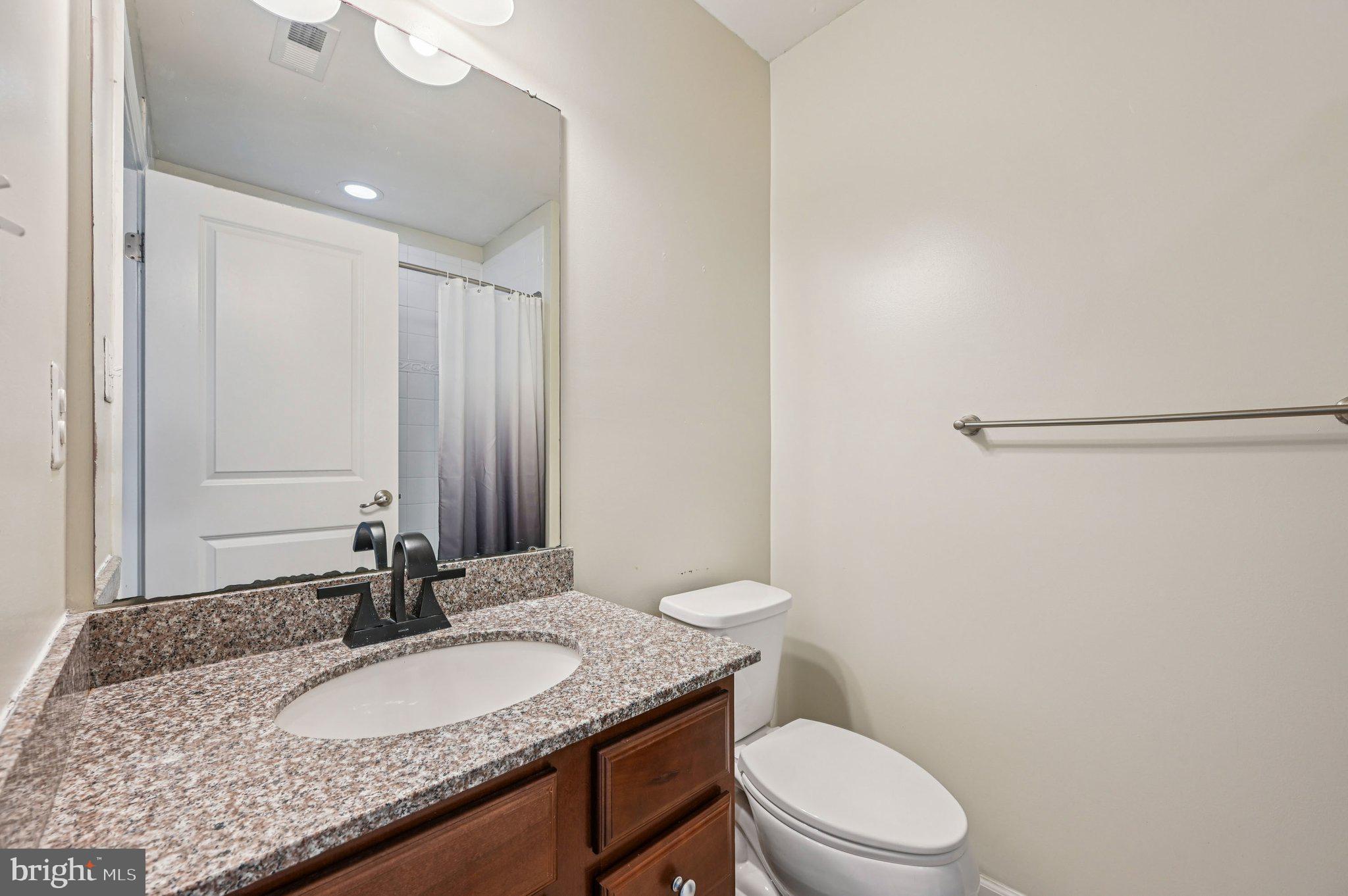 CREEKSIDE VILLAGE AT TANYARD SPRINGS - Residential