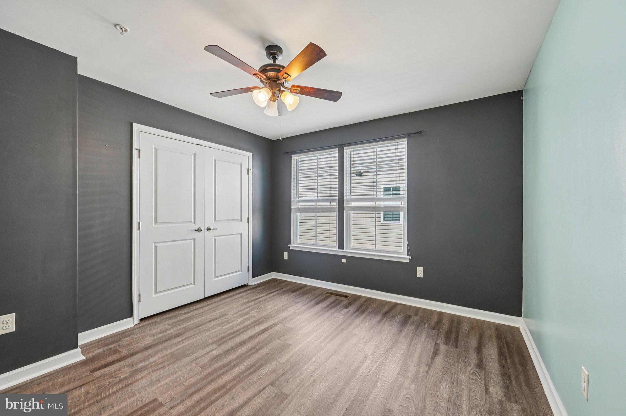 CREEKSIDE VILLAGE AT TANYARD SPRINGS - Residential