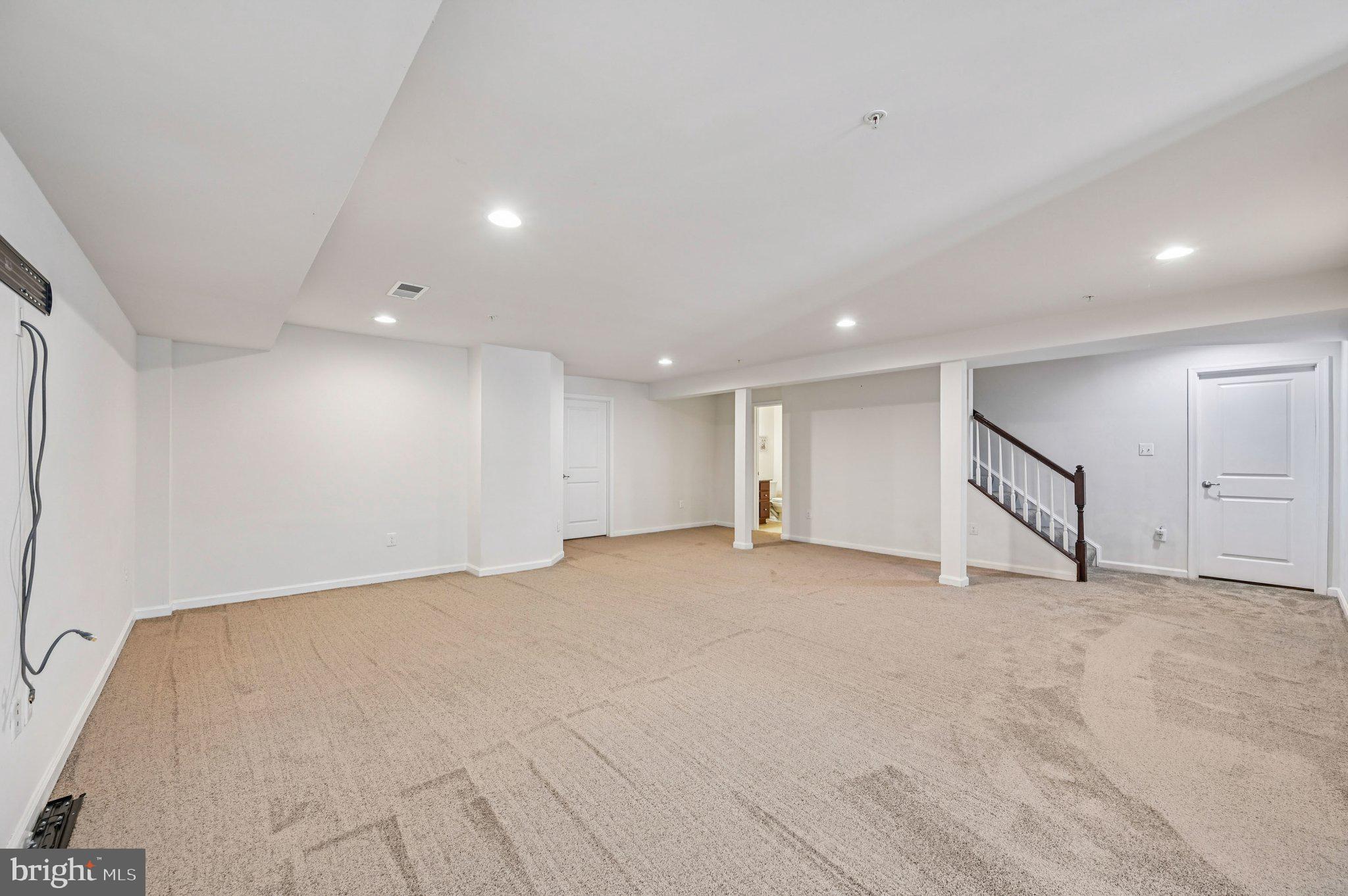 CREEKSIDE VILLAGE AT TANYARD SPRINGS - Residential