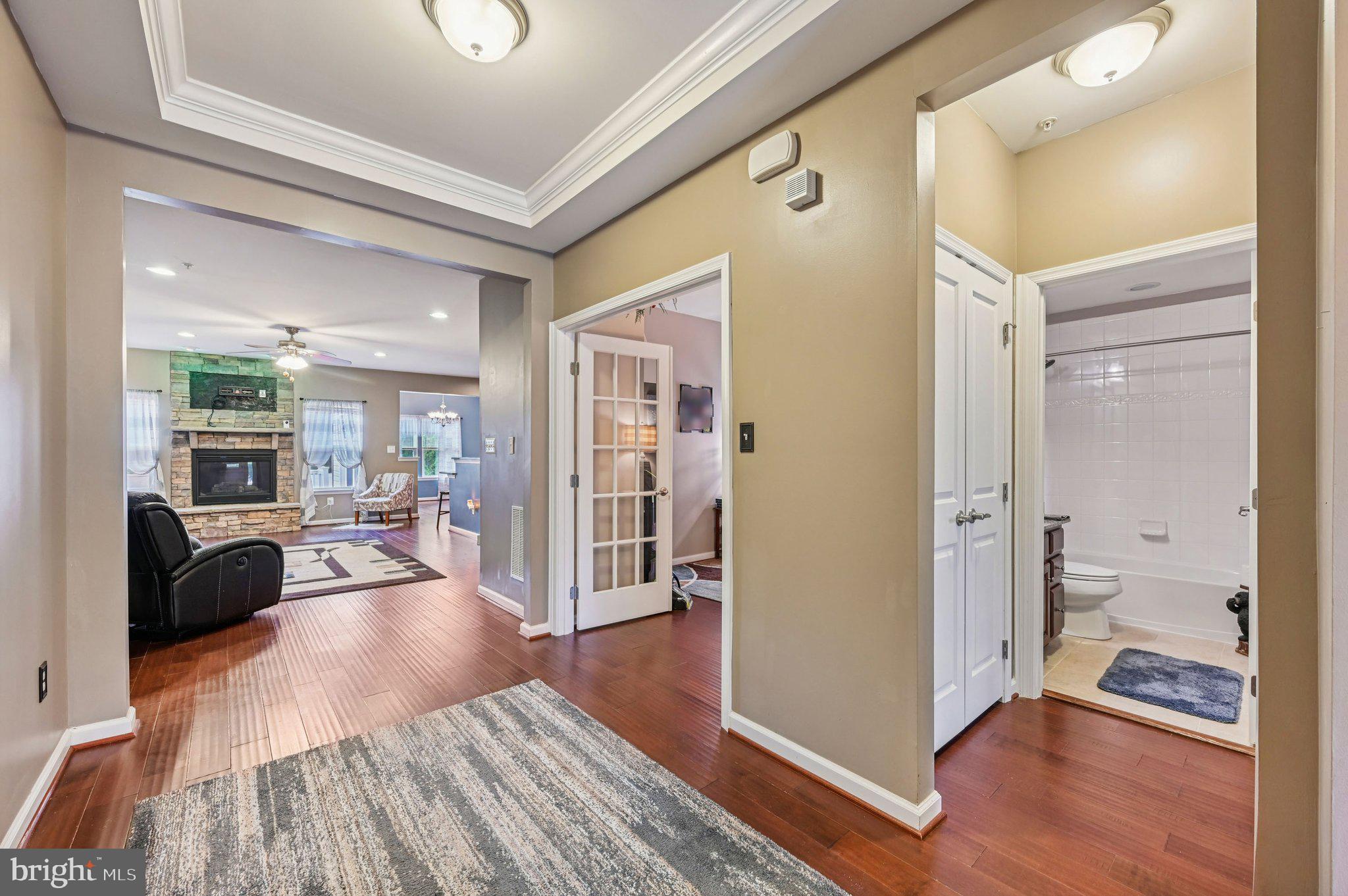 CREEKSIDE VILLAGE AT TANYARD SPRINGS - Residential