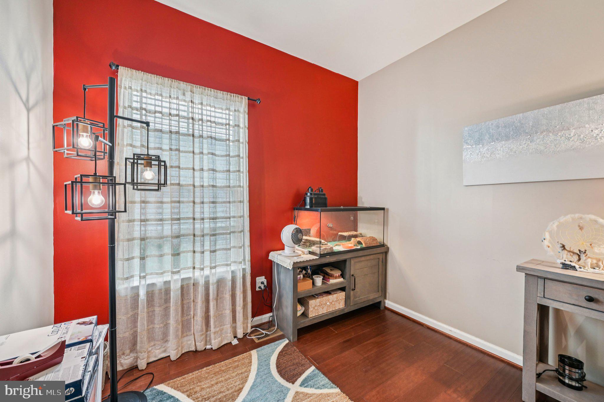 CREEKSIDE VILLAGE AT TANYARD SPRINGS - Residential