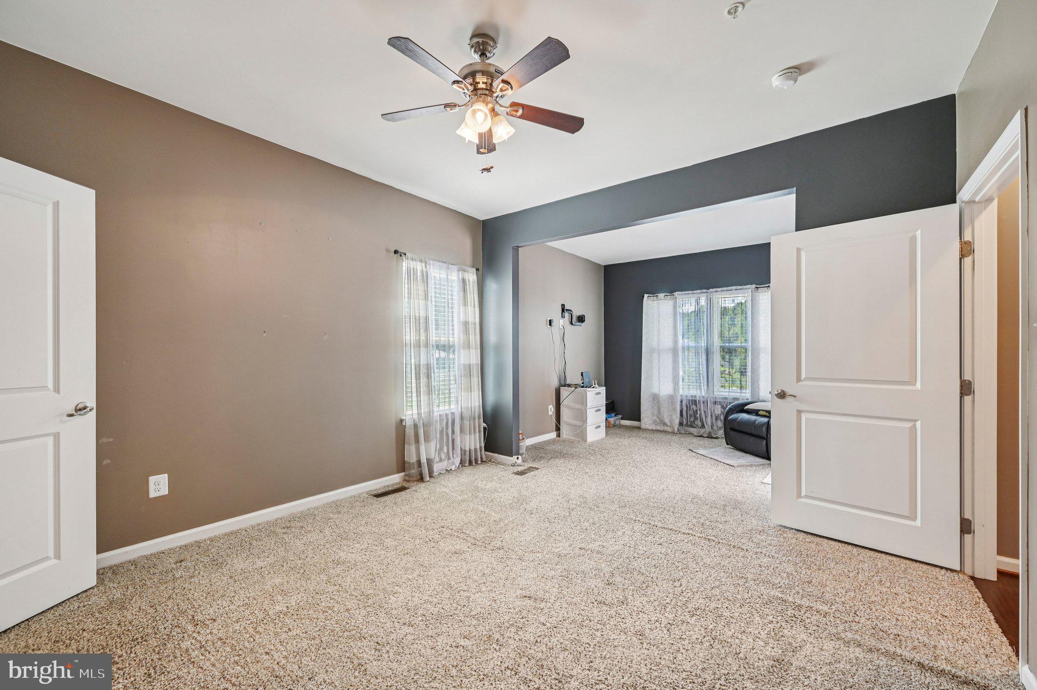 CREEKSIDE VILLAGE AT TANYARD SPRINGS - Residential